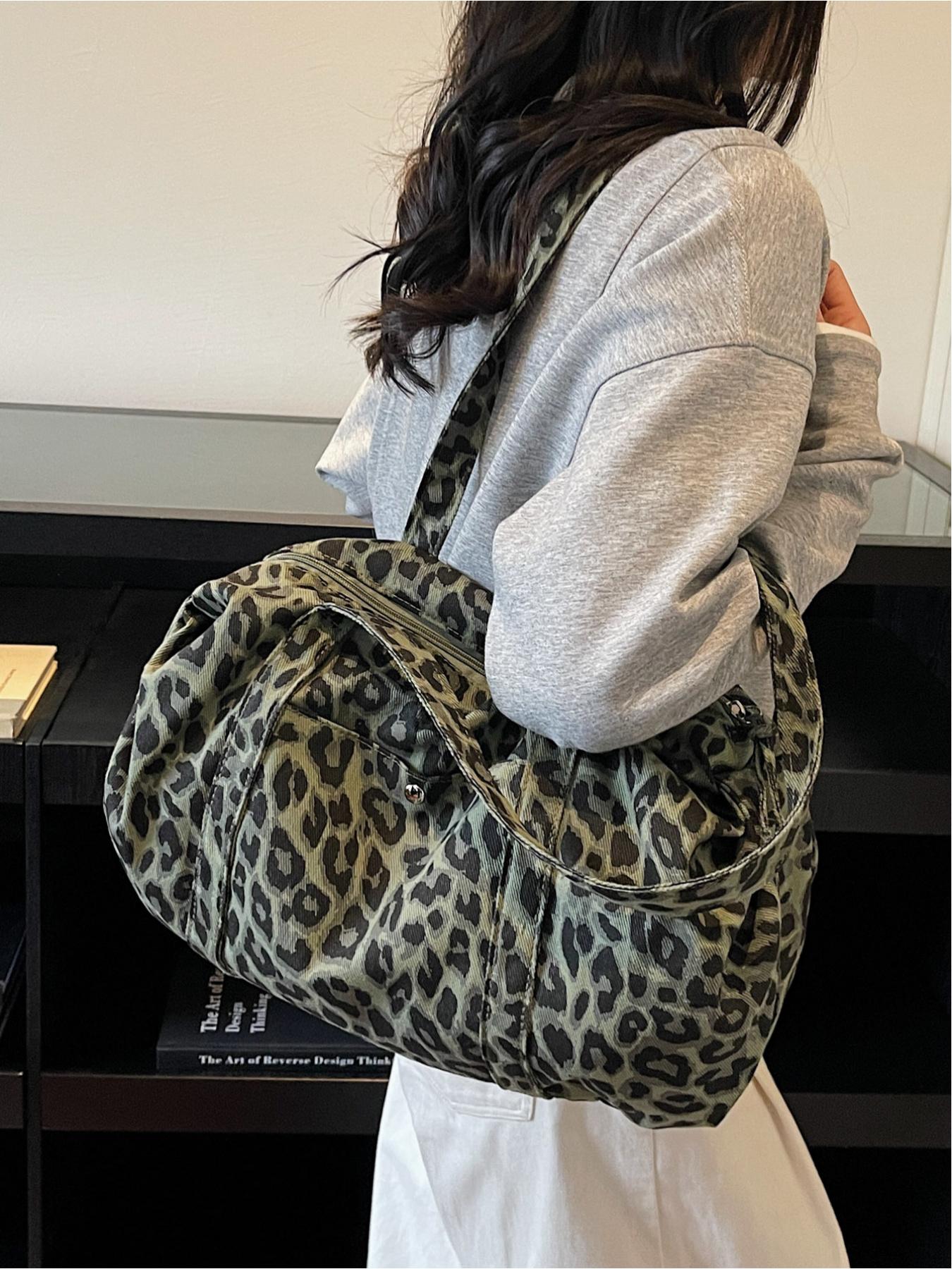 Large capacity denim leopard print luggage bag, made of tough fabric suitable for urban life, with non glaring prints, niche design, versatile tote bag, convenient sports bag, Denim shoulder satchel