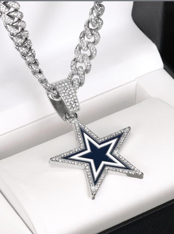 Blue Star Pendant Necklace, High Fashion Sports Fan Jewelry, Perfect Gift for Football Enthusiasts & Athletes, Trendy Accessory