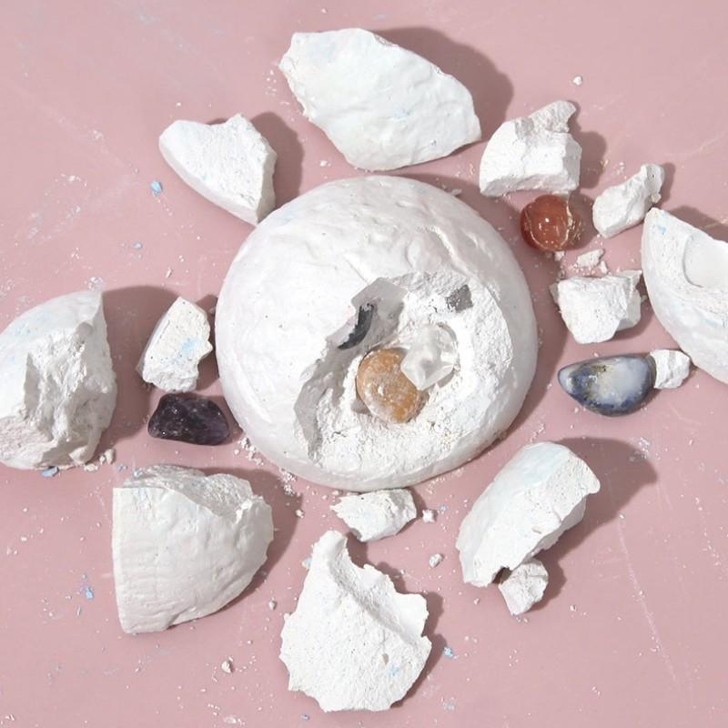 Archaeology Dig Fossil Toy, DIY Blind Box, Educational Puzzle for Kids, Rainbow Gemstones, Perfect Gift for Boys and Girls