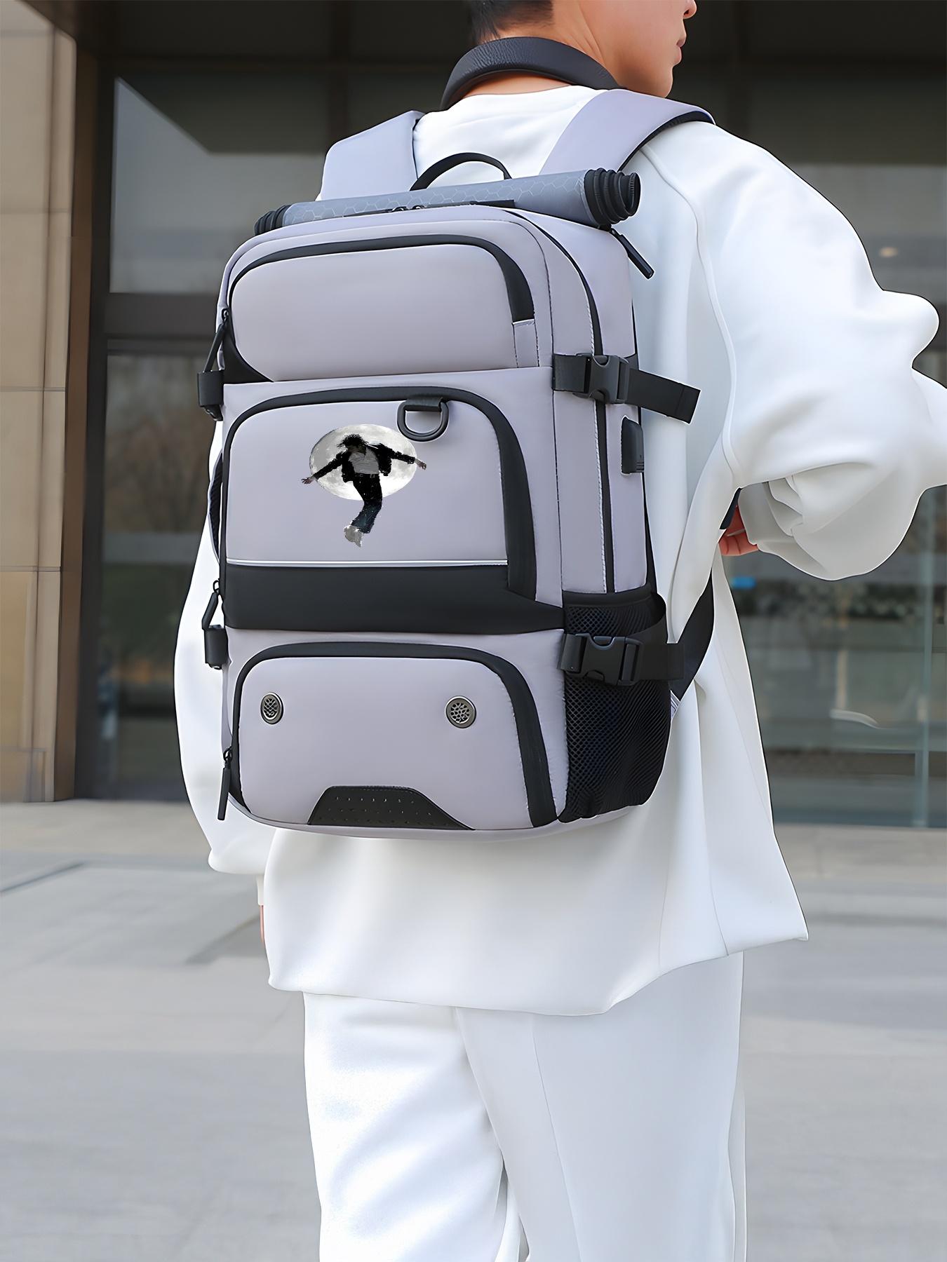 This hiking backpack, reminiscent of Michael Jackson's moonwalk, features a multi-layered design and is perfect for back-to-school or New Year's gifts.
