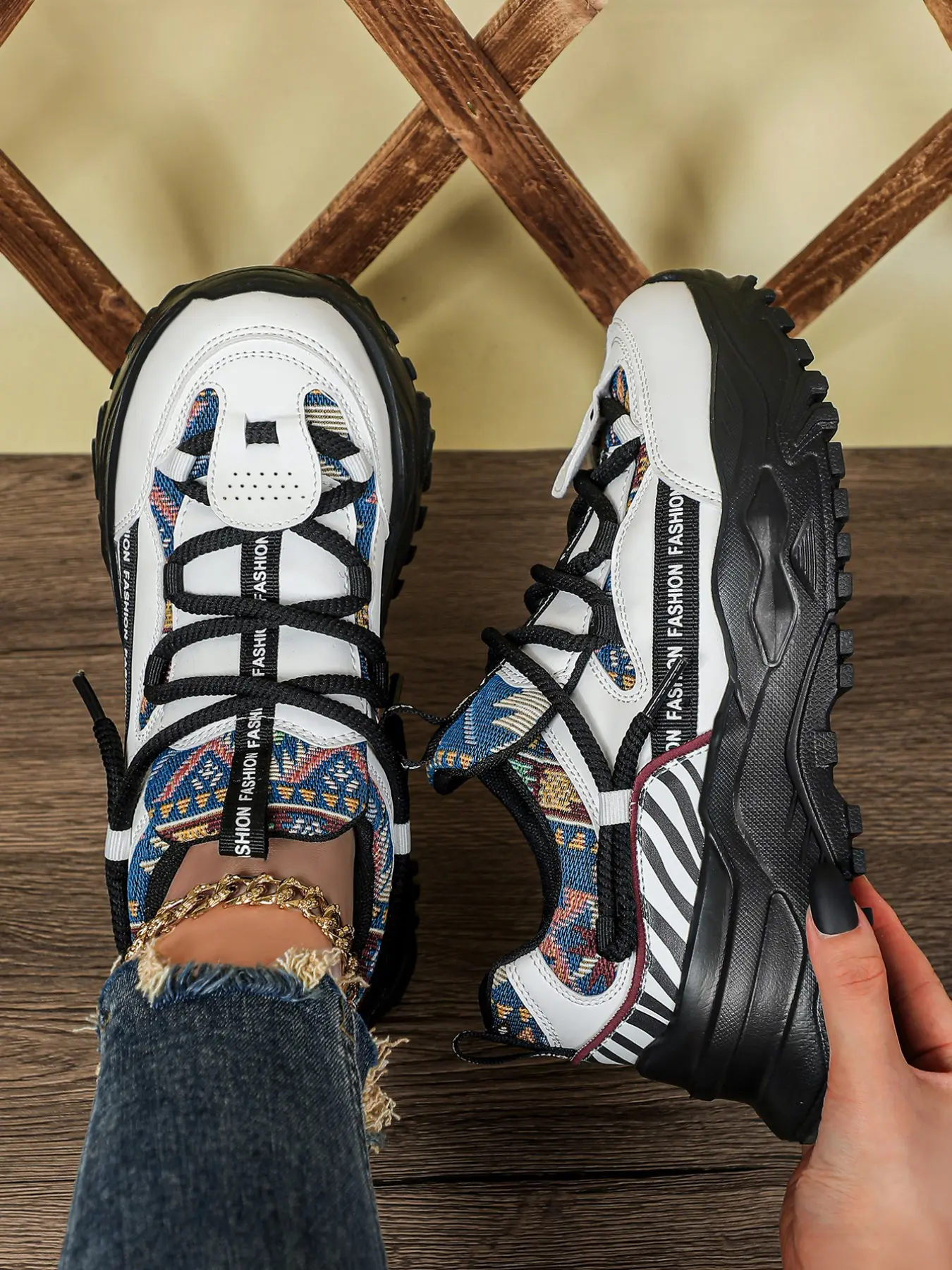 Women's New Fashion Colorblock Casual Sneakers, Breathable Comfort Low Top Shoes, Ideal for Parties, Daily Wear, Running, Travel