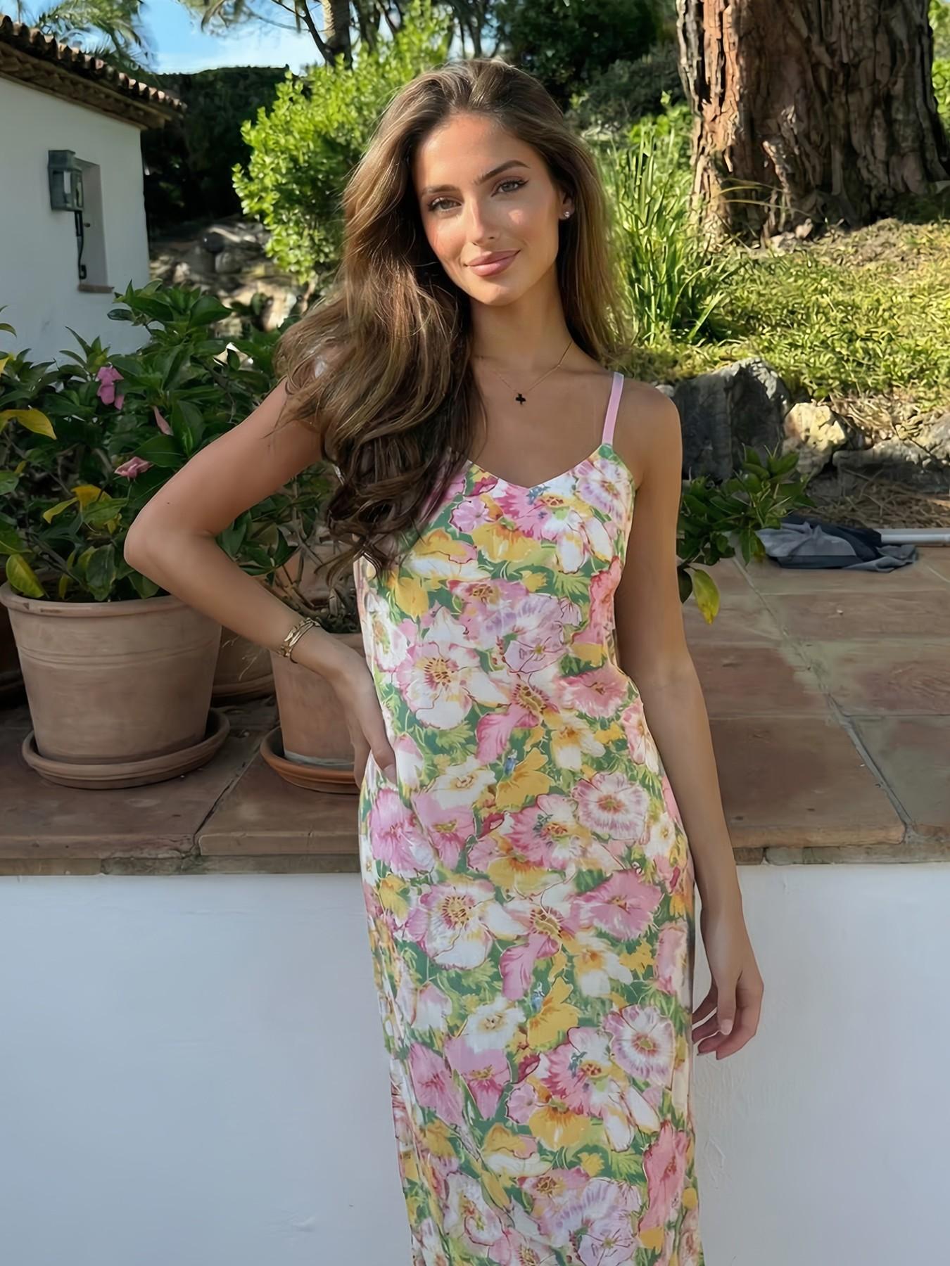 Women's V Neck Boho Dress, Floral Pattern All Season Long Sleeveless Beach Vacation Style, Summer New Arrival