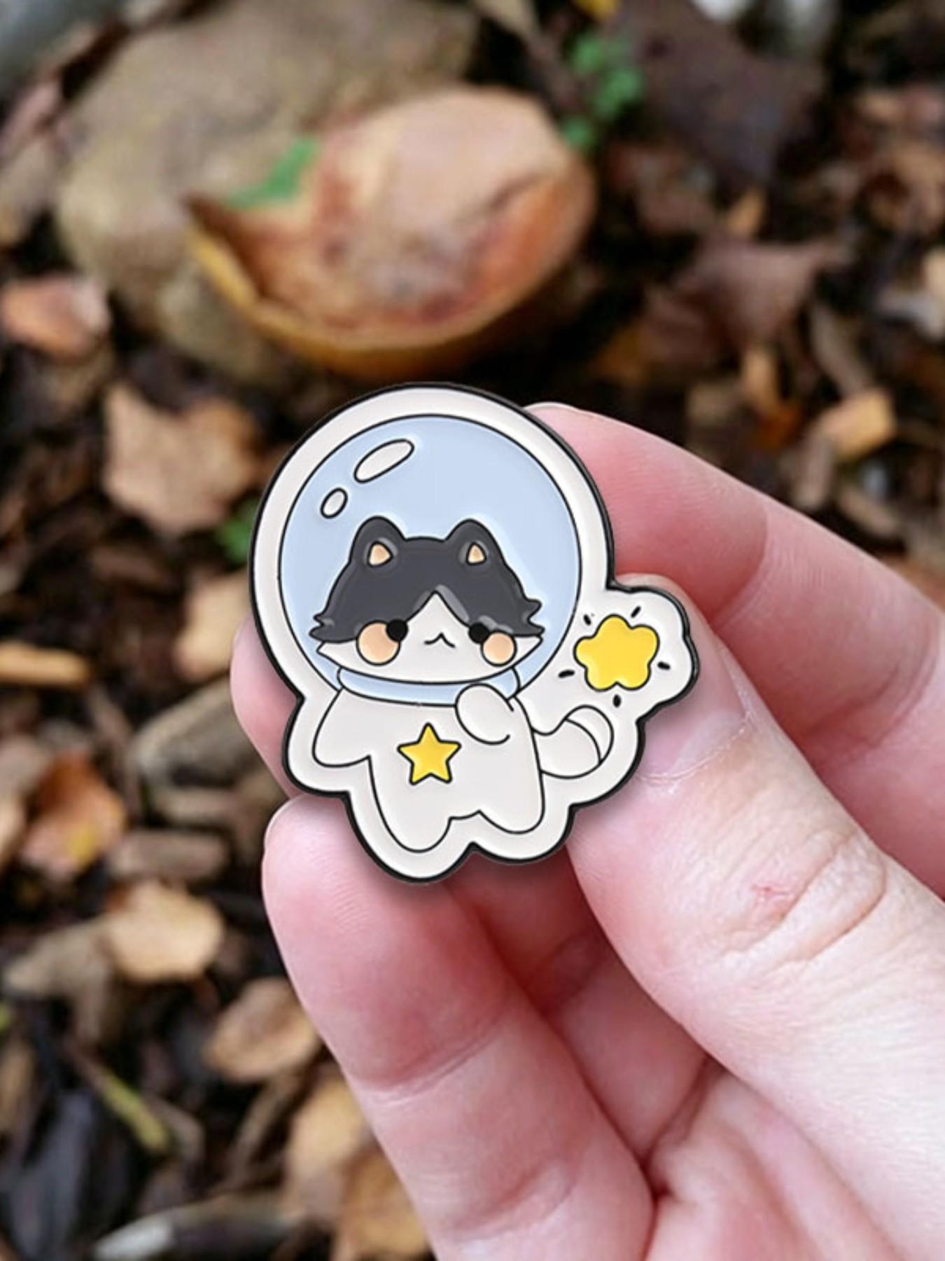 Cute Cartoon Astronaut Cat Enamel Brooch, Animal Alloy Lapel Pin, Fashion Accessory for Backpacks, All Seasons Party Style