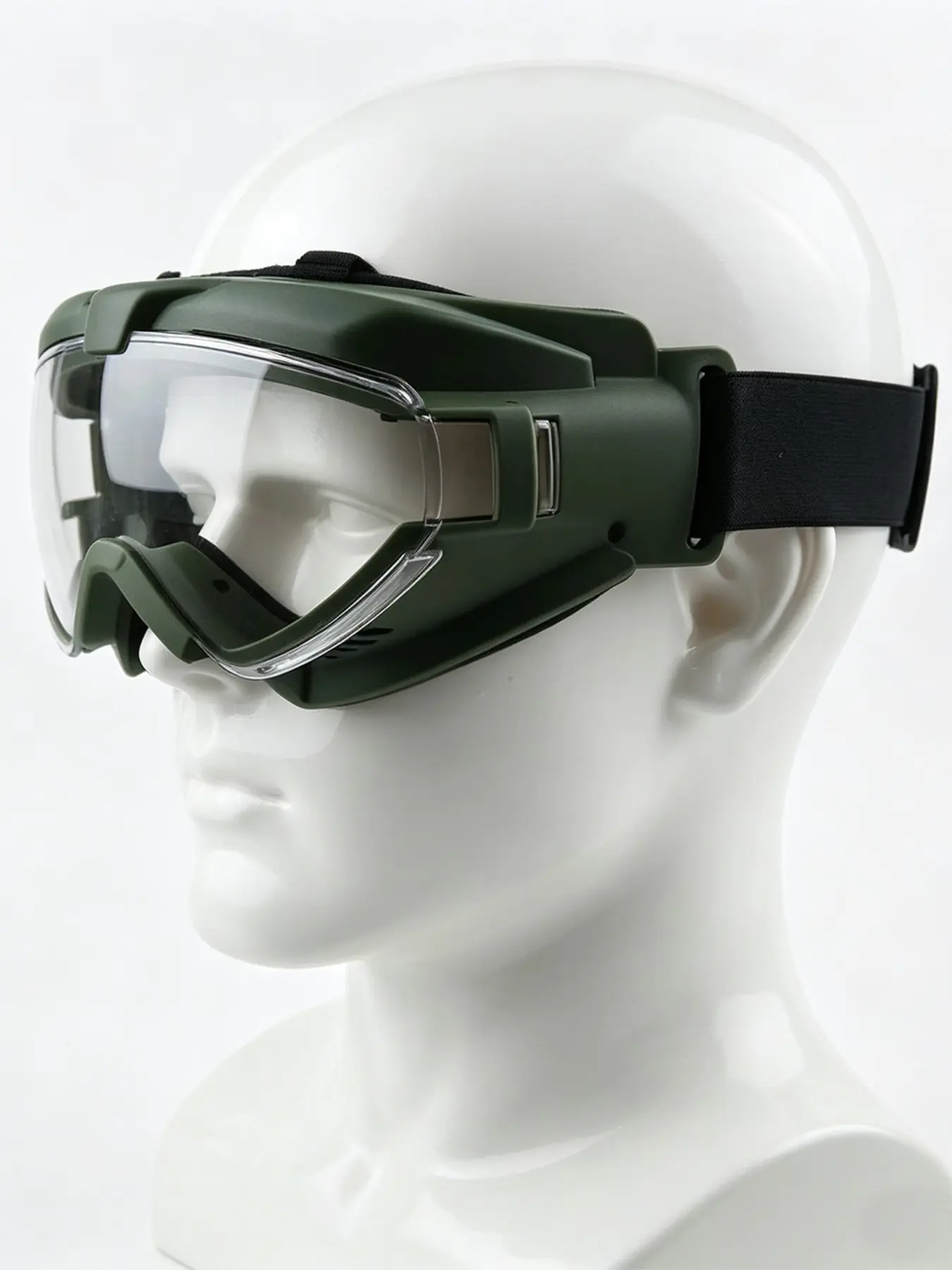 Protective Goggles for Sports, Cosplay Role-Playing Costume Glasses, Cycling Eyewear, Essential Gear for Outdoor Activities