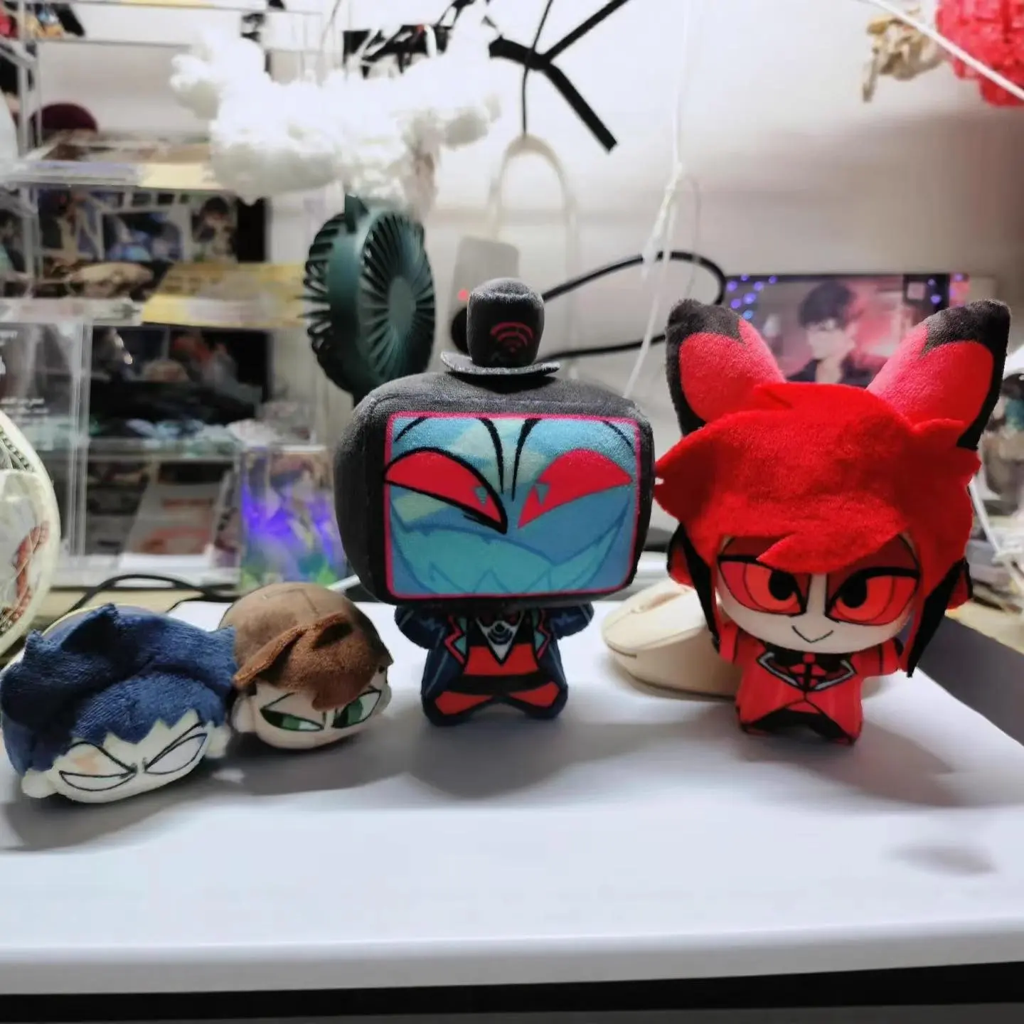 Stuffed 10cm Hazbin VOX Plushie Doll Cartoon Hotel Alastor Lucifer Plush Figures Toys Keychain Decorative Pandents Holiday Gifts