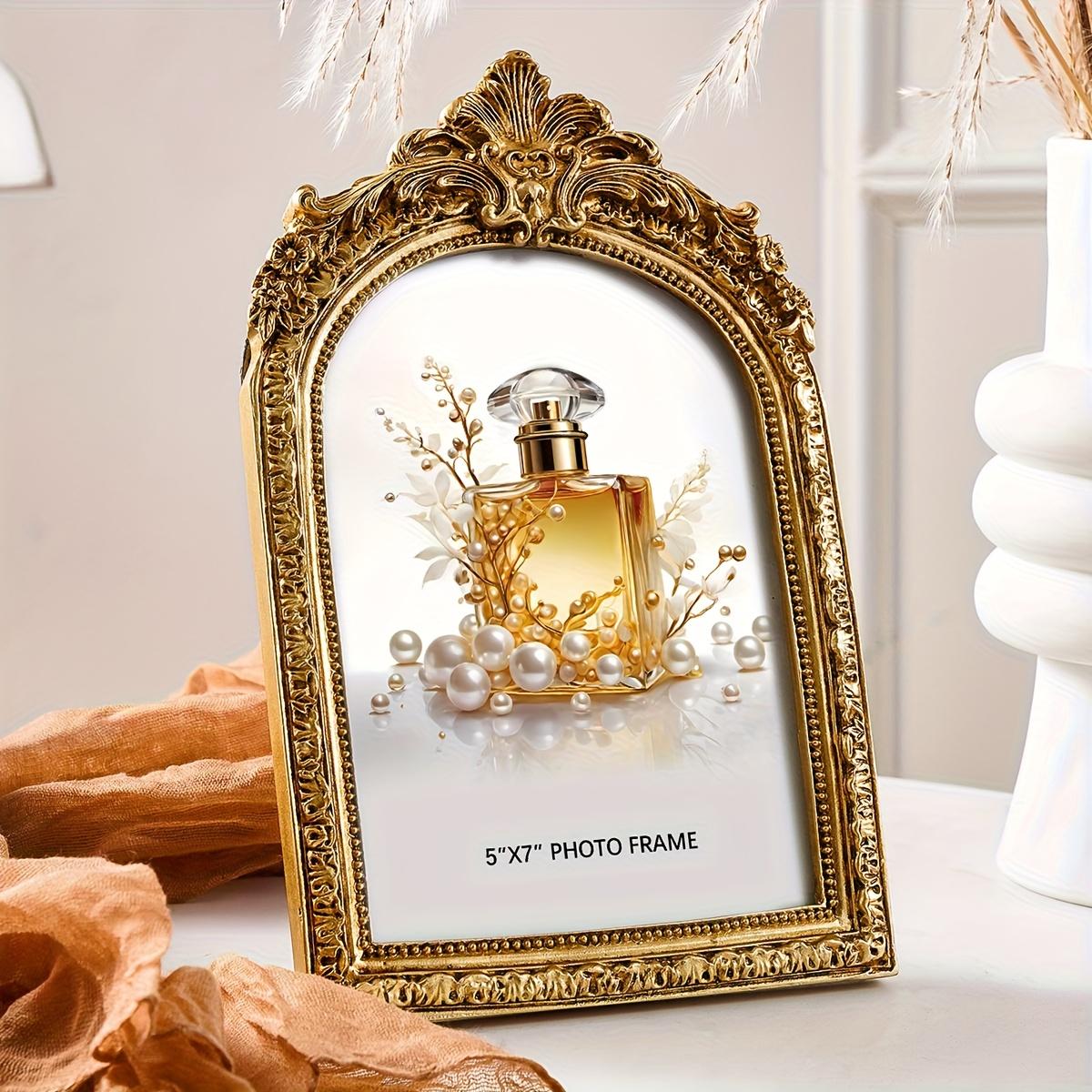 1PC European Vintage Gold Lace Arch Decorative Photo Frame with Random Inner Paper for Wedding Photography Display Home Decoration