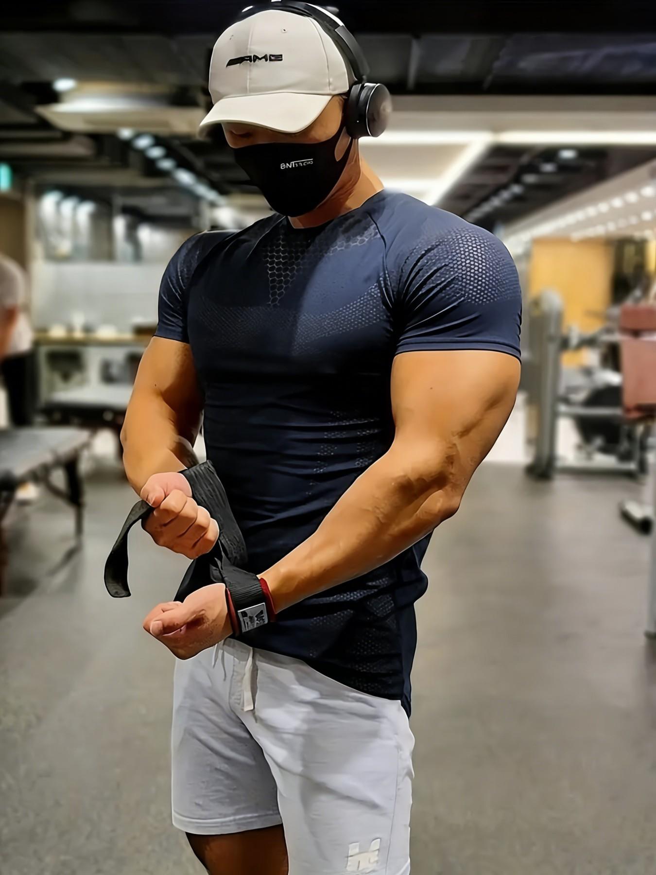 Men's Honeycomb Patchwork Quick-Dry Tight-Fit Shirt, Moisture-Wicking, Breathable, Gym Training Muscle-Defining T-Shirt, All Seasons