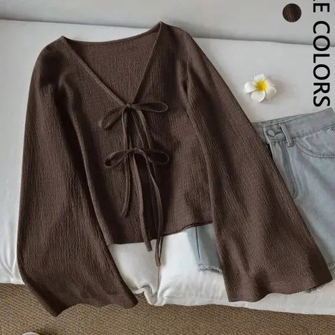 Women V‑Neck Tie Front Crop Top, Flare Long Sleeve Textured Blouse, Casual Cropped Cardigan Shirt for Layering Daily Vacation Going‑Out Outfits