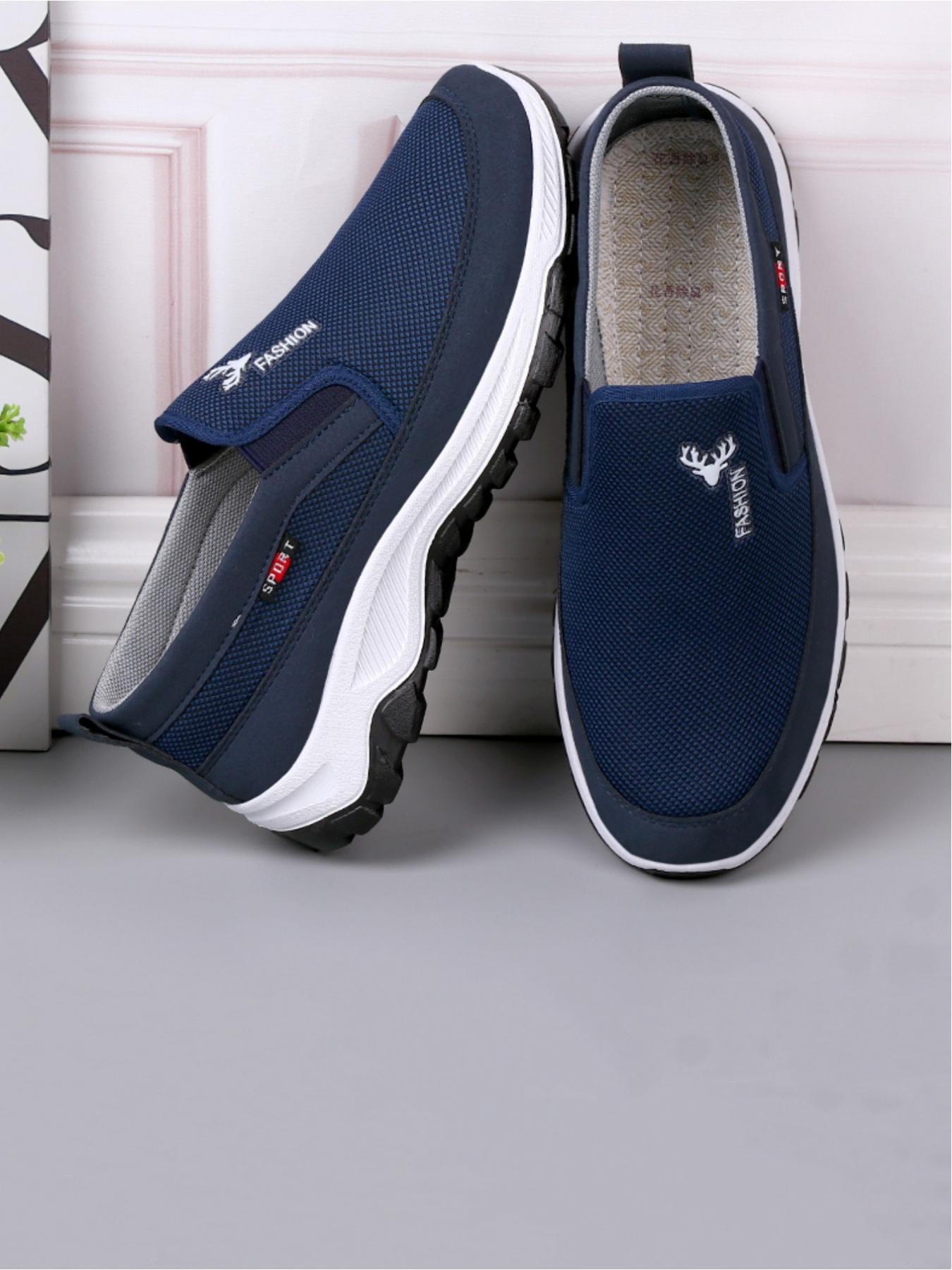 Men's casual sports shoes, breathable mesh material lightweight and comfortable wrapping, deer head logo design simple and stylish, classic and versatile, preferred for daily commuting light sports wear, boyfriend birthday surprise practical gift