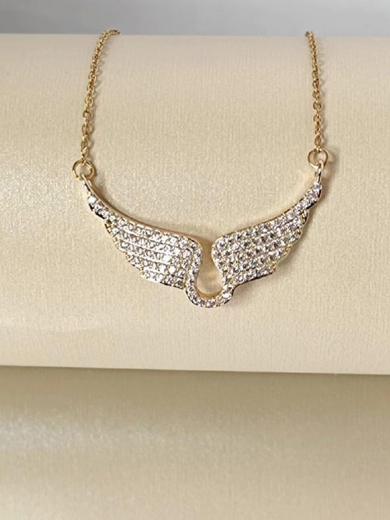 Angel Wing Necklace for Women, Elegant Angel Wings Jewelry, Rhinestone Luxury Chain, Perfect Gift for Special Occasions