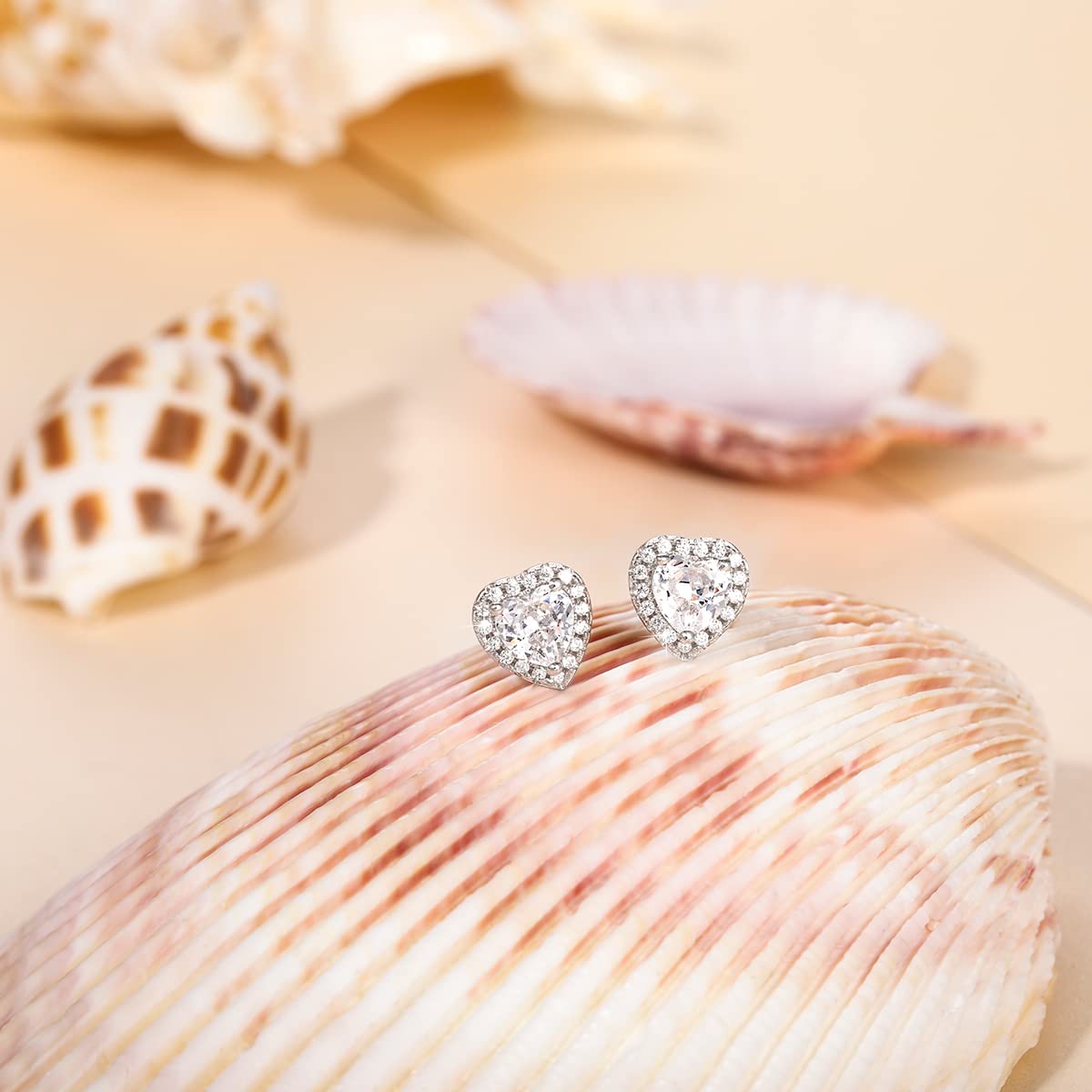 EAMTI 925 Sterling Silver Stud Earrings for Women Emerald Hear Cut Cubic Zirconia CZ Stud Earrings Hypoallergenic EAMTI 925 Sterling Silver Stud Earrings for Women Emerald Hear Cut Cubic Zirconia CZ Stud Earrings Hypoallergenic