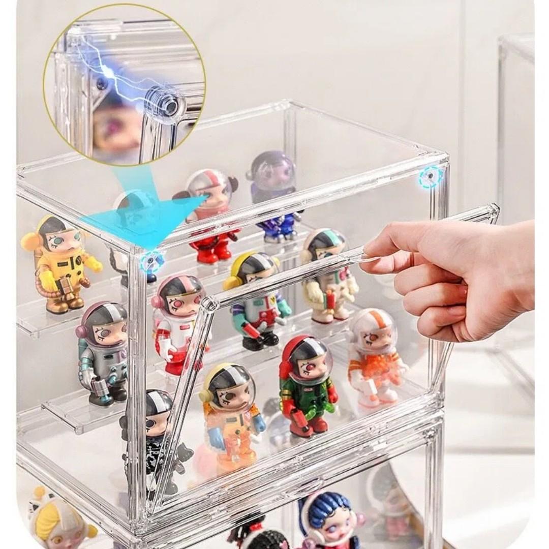 Thick Transparent Acrylic Display Cabinet, Dustproof Stackable Large Capacity Storage Rack, Magnetic Door Handbag Shoe Cosmetic Organizer