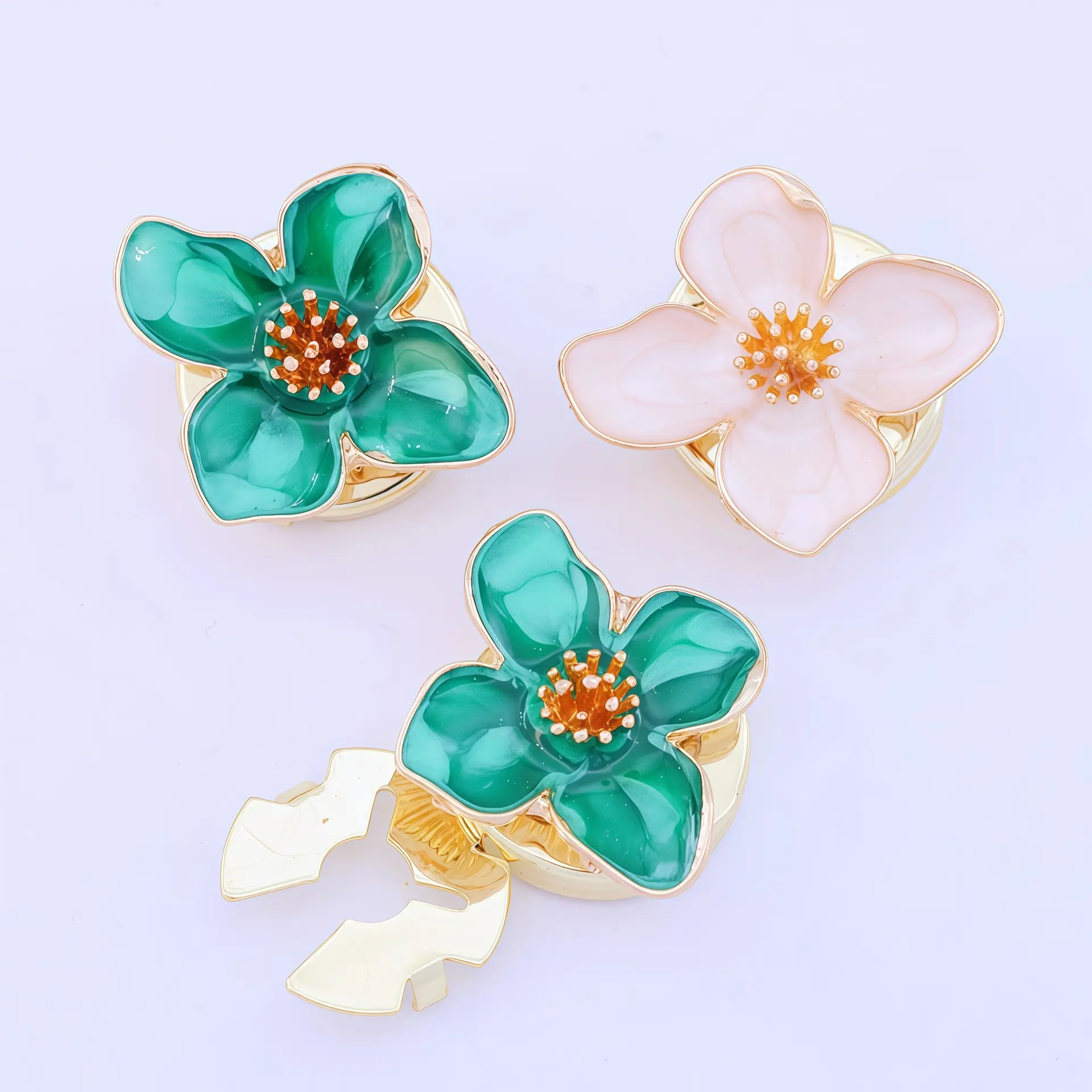 Glass flower button covers, diamond-proof pearl shirt cufflinks, small pink bead flower button covers, oil drop flower collar buttons, rhinestone buttons, turtle buttons.