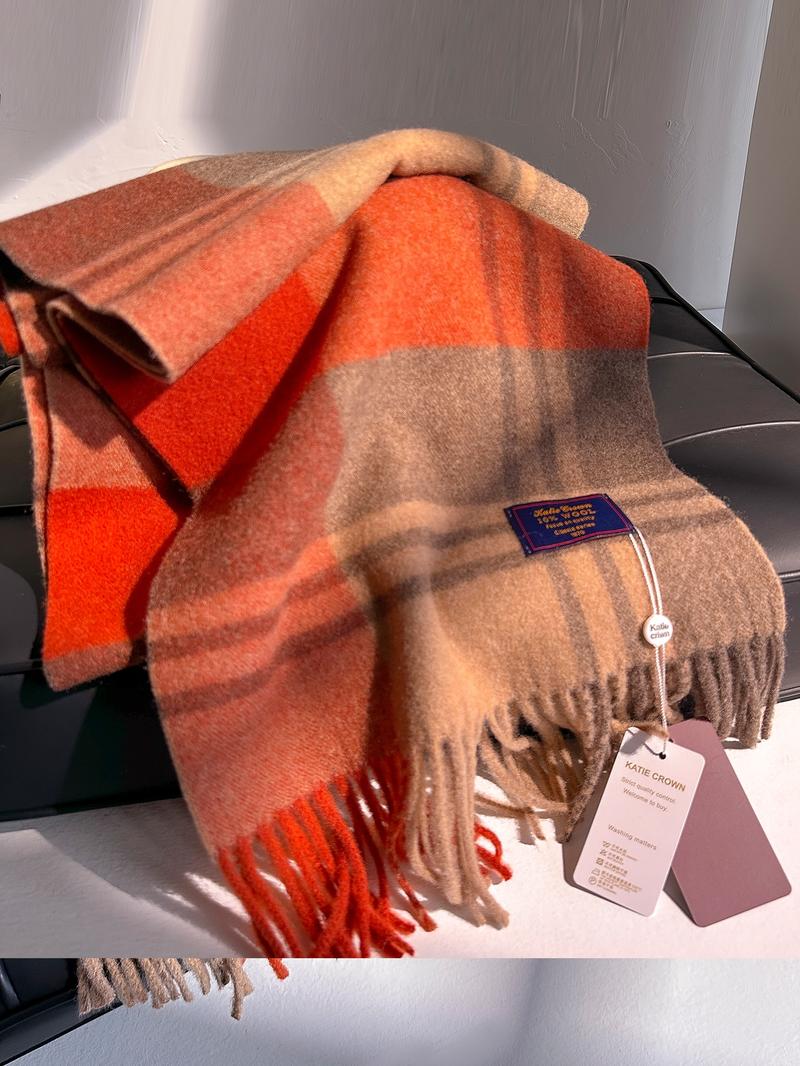 Women's Plaid Scarf for Fall & Winter, Casual Fitted Design, Warm Fashion Accessory for Daily Wear, Stylish Ladies' Wrap