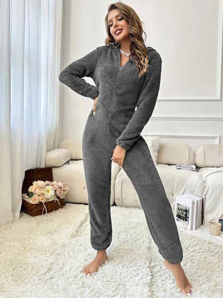 【Christmas Special】Women’s Cozy Bear Onesie Pajamas – Fleece Winter Jumpsuit, Hooded Animal Kigurumi, Cute Home & Lounge Loungewear, Christmas Holiday Gift