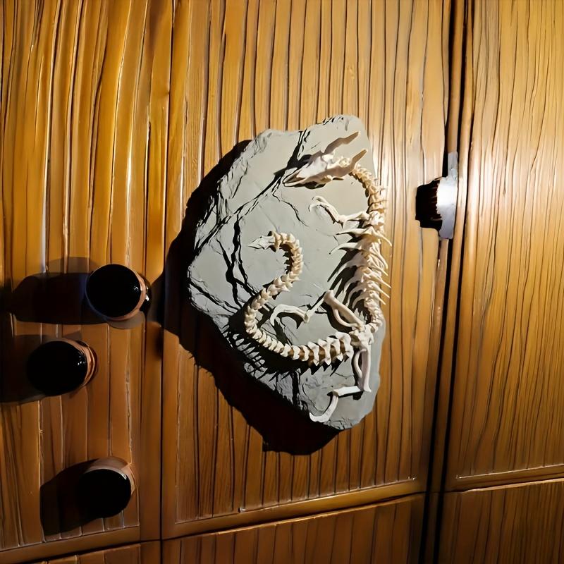 Dragon Skeleton Statue with Movable Joints - Black and White Plastic Sculpture, Suitable for Indoor/Outdoor Decoration, Aquarium Scenes, Halloween, Christmas, Thanksgiving - No Electricity Required, Halloween Decoration, Detailed Craftsmanship