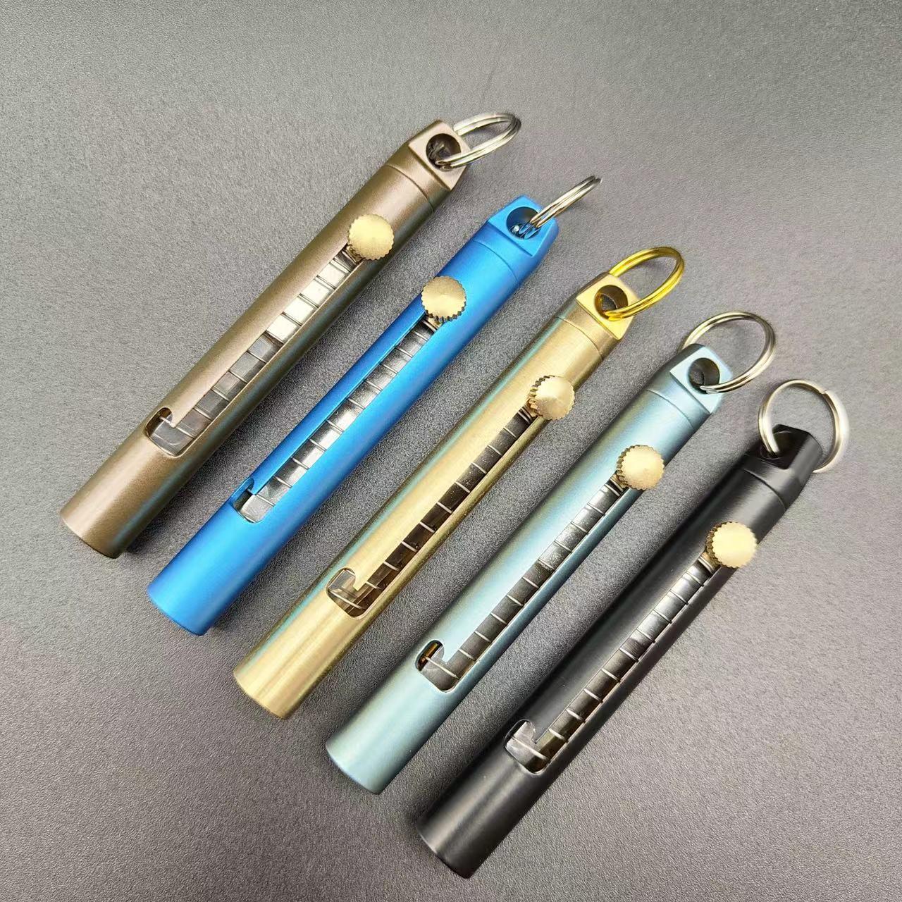 Mini Brass Push-Pull Knife Keychain, Sharp Camping Hiking Outdoor Fishing Tool, Daily Carry Pocket Knife, Durable & Portable Design, Outdoor Camping Knives