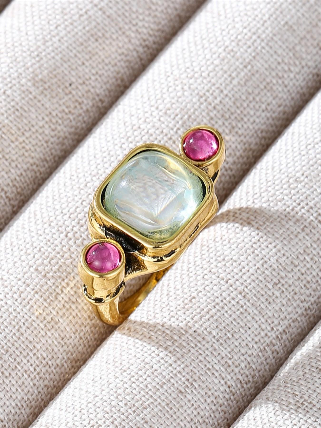 Vintage Palace Style Boho Aesthetic Geometric Zircon Ring, Retro Women's Party Design, Versatile Aged Look, Unique Fashion Accessory, Artificial Zircon Ring
