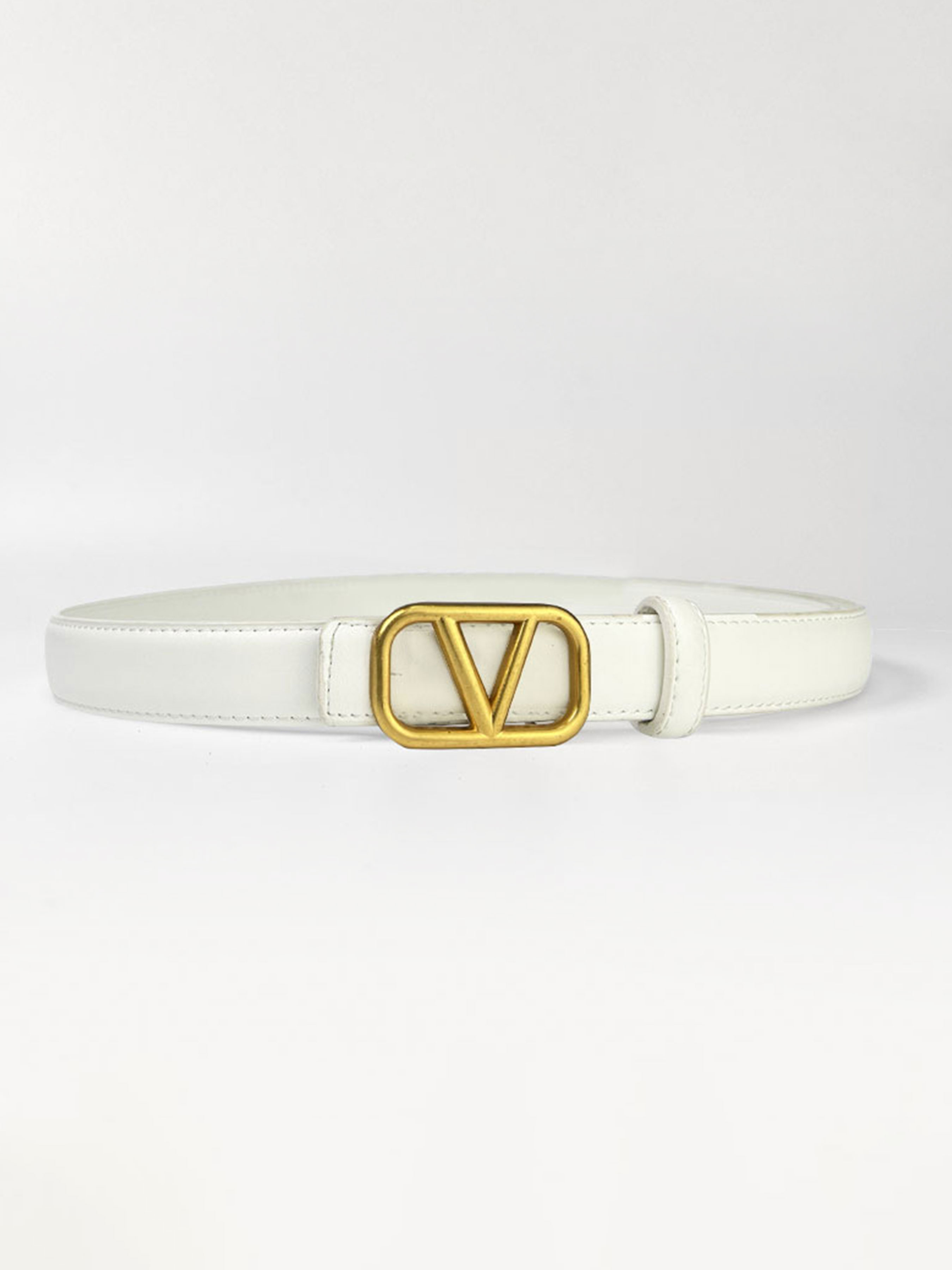 Women's Letter Buckle Leather Belt, Elegant Design for Skirt & Jeans, Perfect Accessory for All Seasons, Durable Fashion Statement