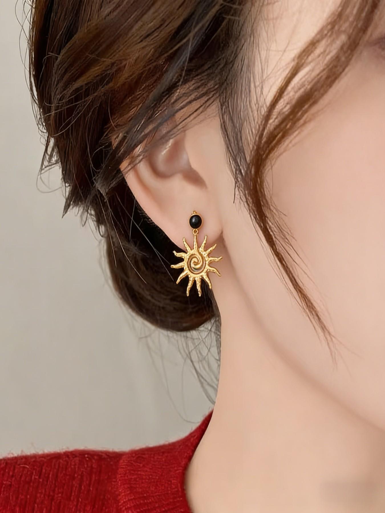 Chic 18k Gold Plated Stud Earrings Set, Elegant Striped Design, High-End Jewelry for Women, Fashionable Simple Accessories