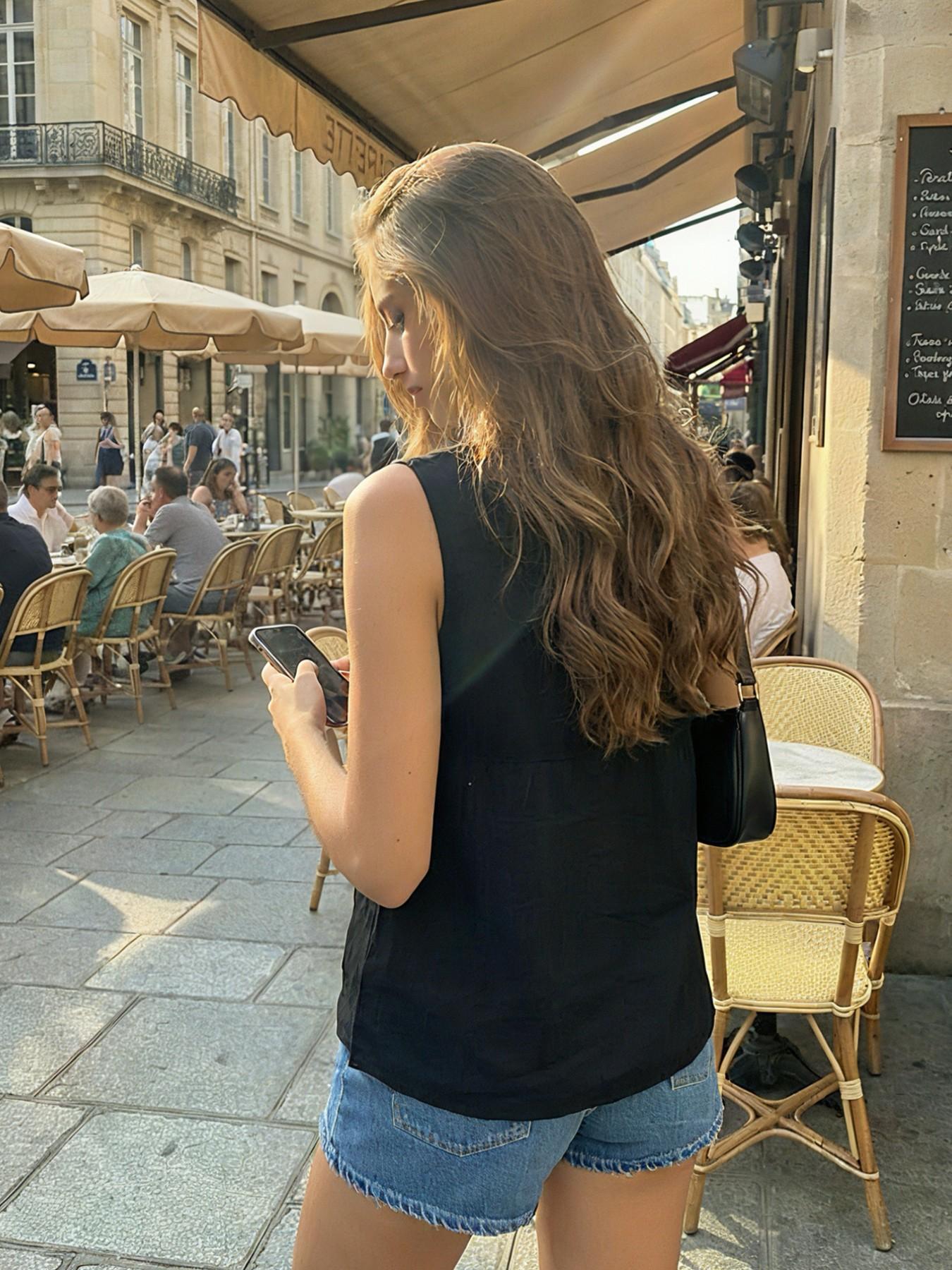 Women's V-Neck Sleeveless Top, French Vintage Style Embroidered Sequins Design, High-Quality Fashionable Summer Wear