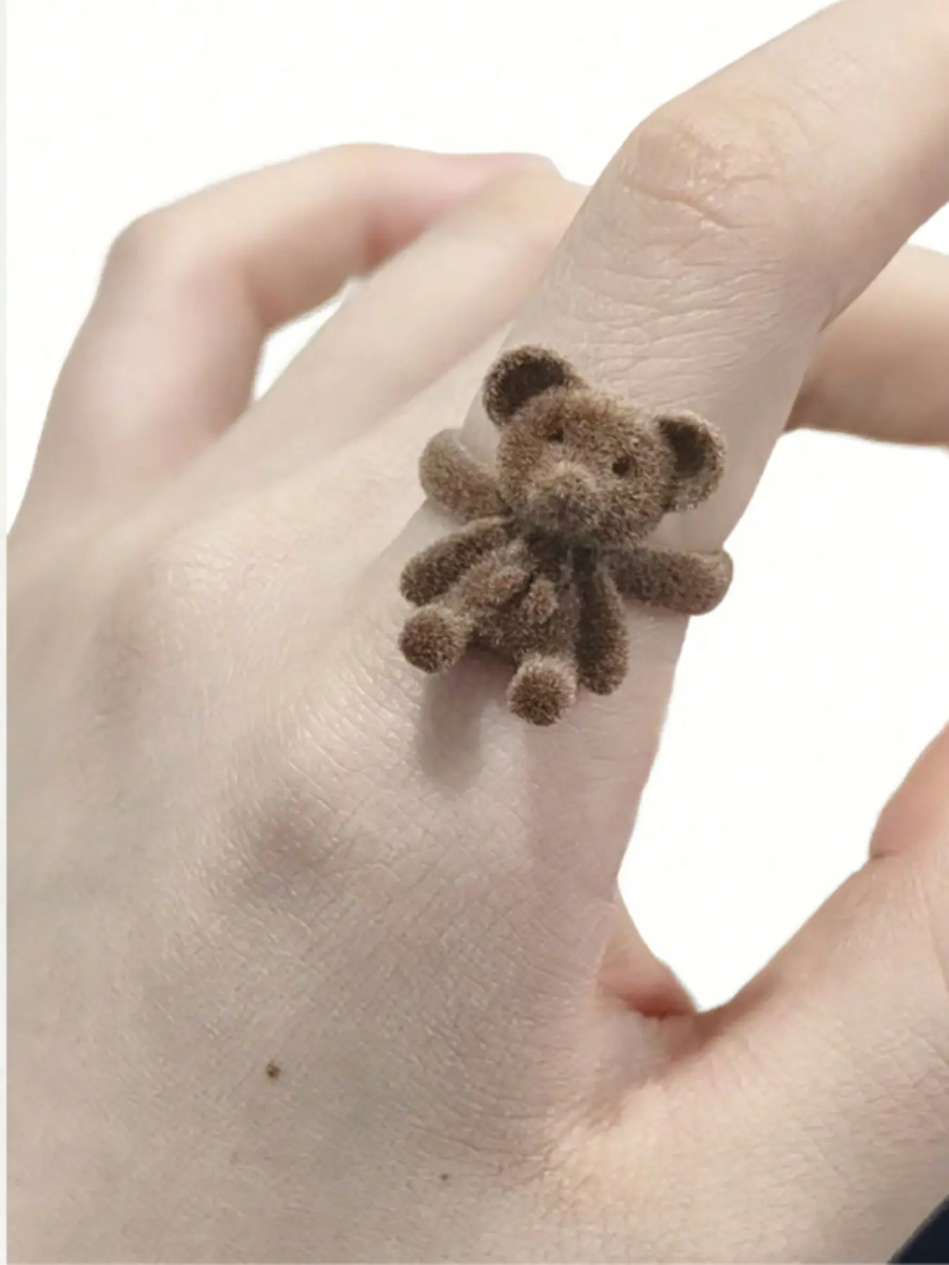 Cartoon Plush Bear Ring for Women, Adjustable Open Band, Cute Animal Pattern, Perfect Gift for Friends and Girlfriends, All Seasons