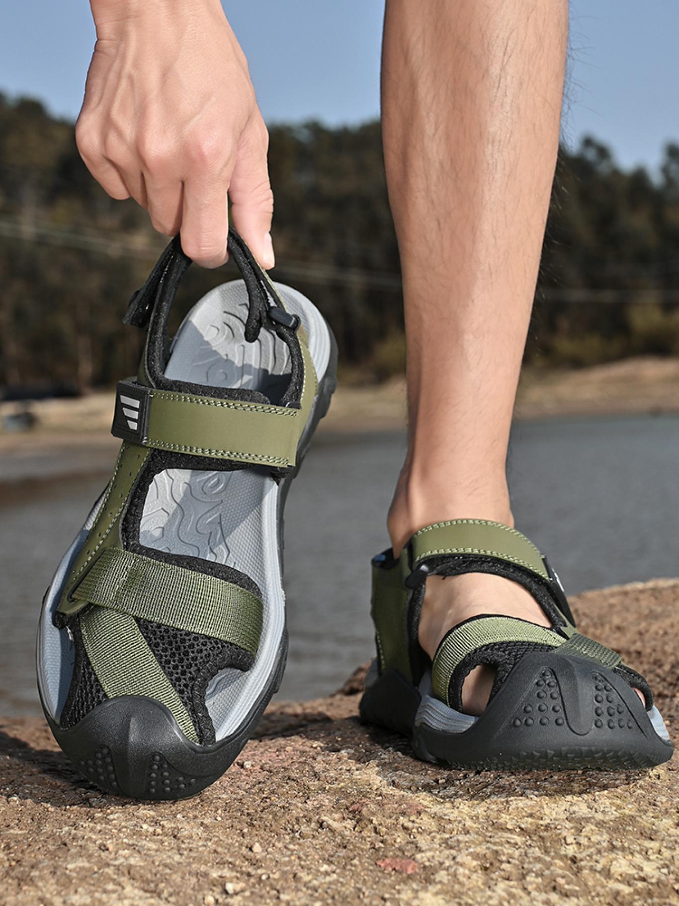 Men's beige solid color dual-use closed-toe outdoor sandals, adjustable with Velcro, non-slip beach shoes, breathable stream sandals