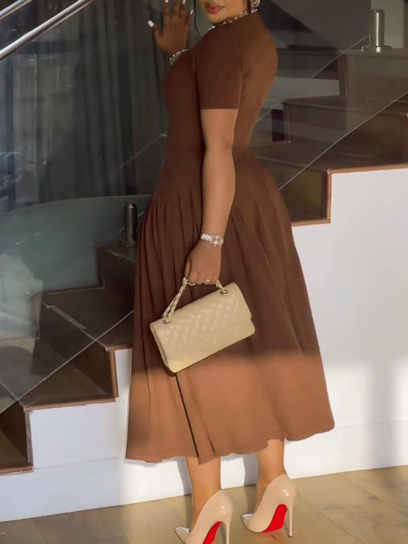 Plus Size Square Neck Heart Collar Short Sleeve Fitted Waist A-Line Midi Dress, Elegant Slimming Long Dress for All Seasons