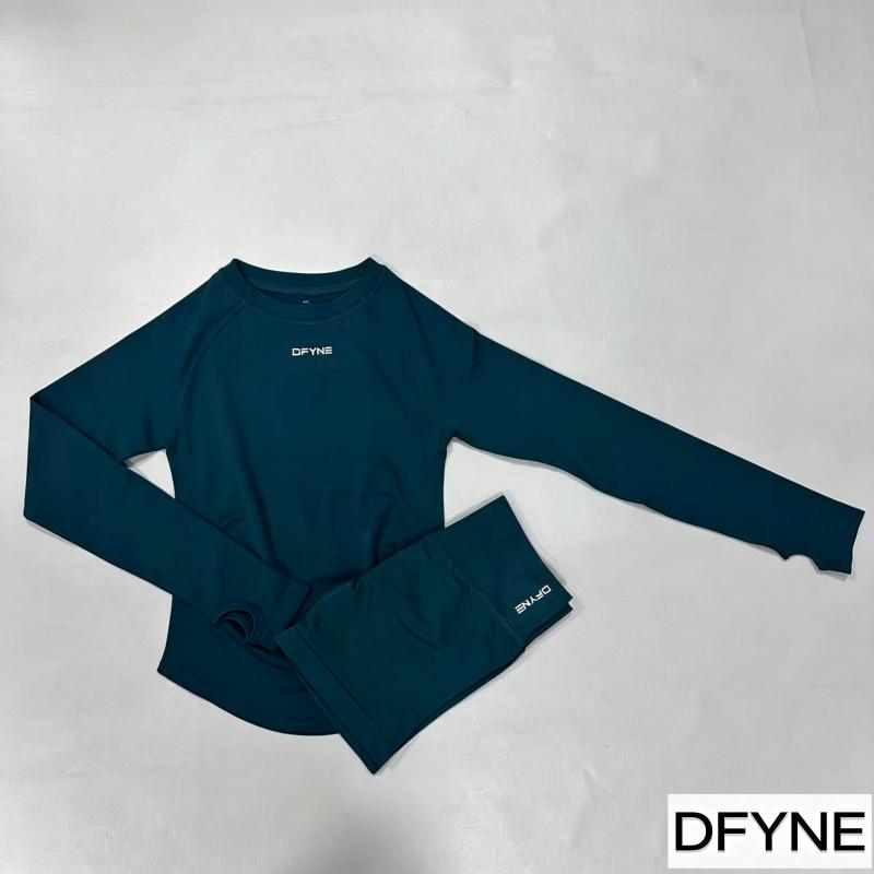Dfyne Women's Seamless Long Sleeve High Performance Activewear Top - Lightweight, Breathable, 4-Way Stretch, Round Neck, Slim Fit, Multi-Size, Plus Size Gym Ootd Sporty Chic Tee for Yoga, Gym