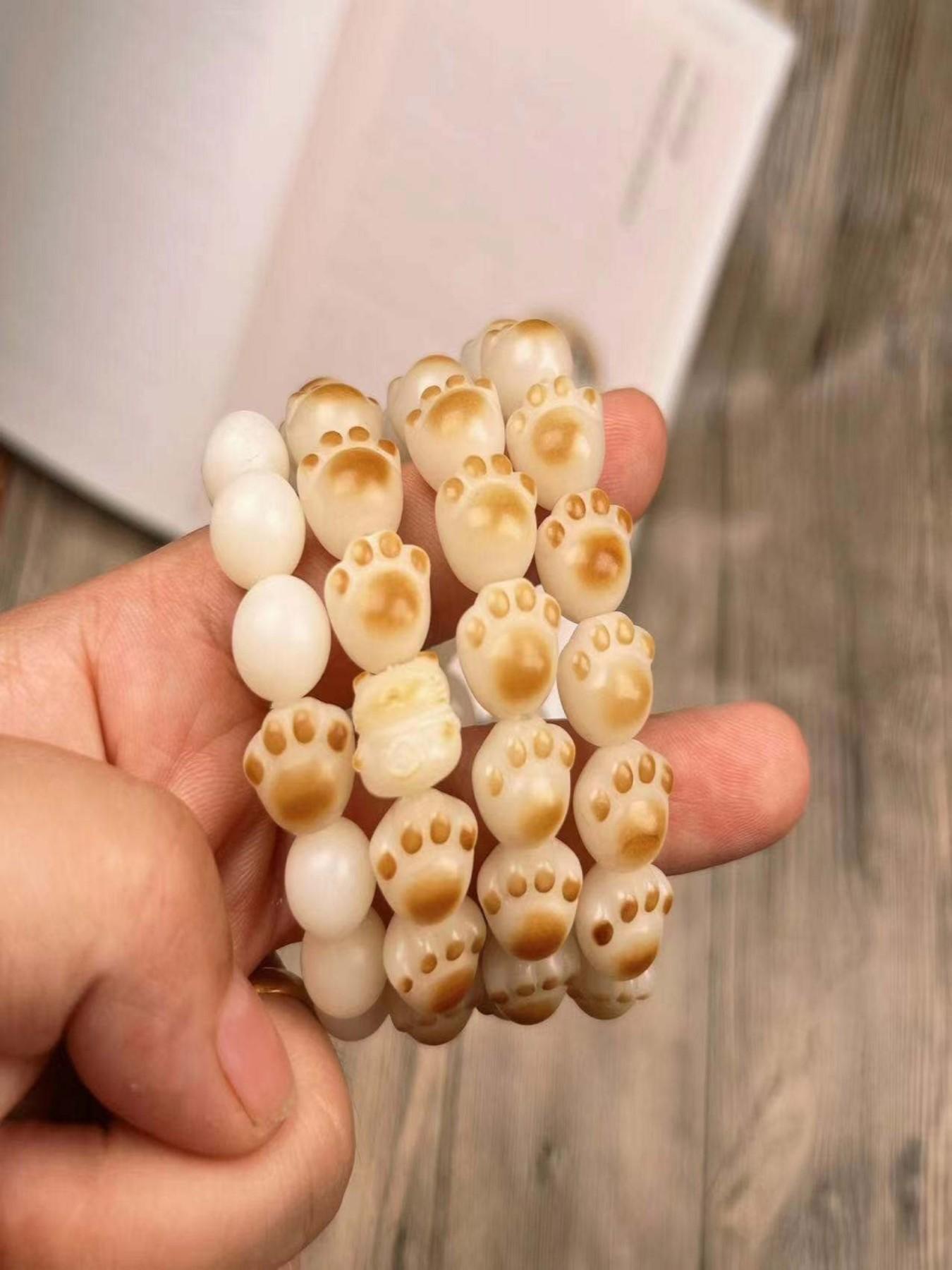 2pcs, Sweet and Cute Charcoal Charcoal Caramel Cat Claw Bracelet, Acrylic Material Cat Design, Unique Instagram Style, Perfect Birthday Gift, Festival Gift, Valentine's Day Gift, Student Best Friend Gift, Suitable for Daily Wear