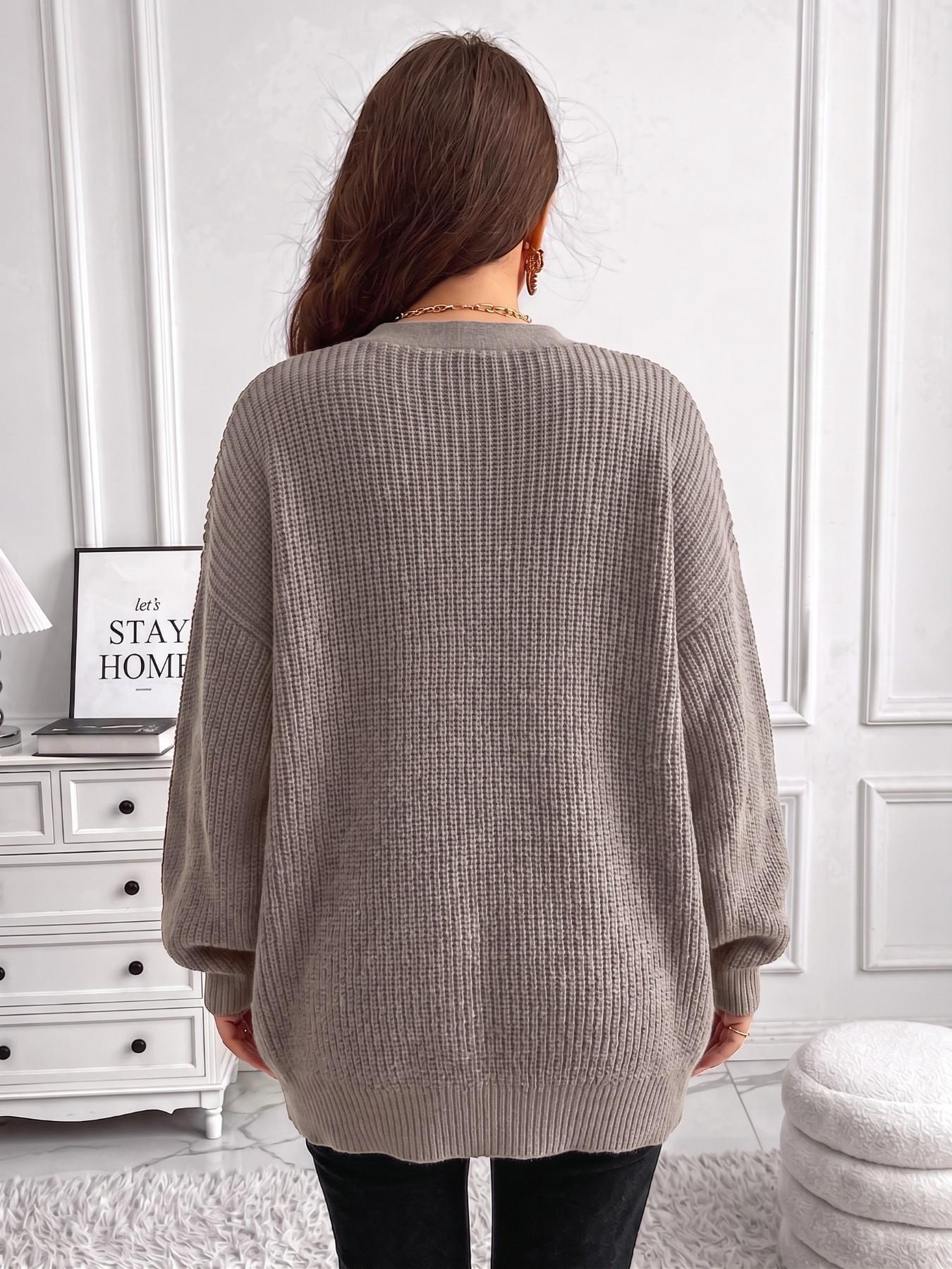 Plus Size Women Button Front Long Sleeve Knit Cardigan, Figure-Flattering Casual Knit Outerwear for Spring & Fall, Soft Cozy Sweater for Commute & Loungewear, Suitable for Daily Dates, Vacations, Gatherings, Holiday Outfits, Knitwear