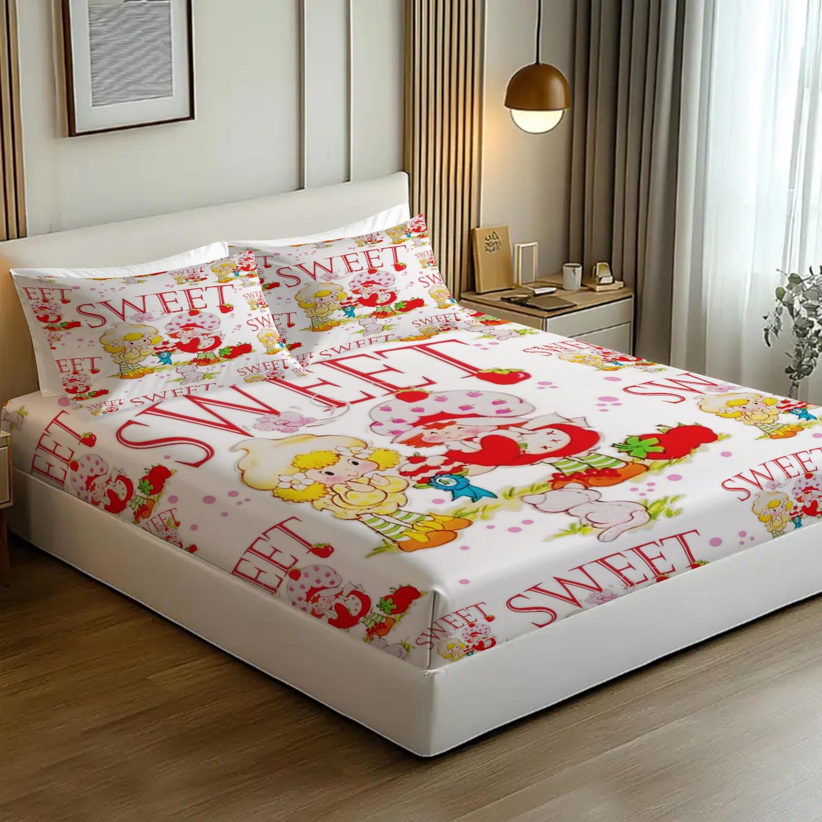 Strawberry Shortcake Big Sweet Fitted Sheet Set, 1 Fitted Sheet + 2 Pillowcases - 3 Pcs Soft Bedding with Deep Pocket, 360° Full Coverage, Wrinkle Free, Cute Sweet Letter Print Cartoon Bed Sheets for Girls, Full Size