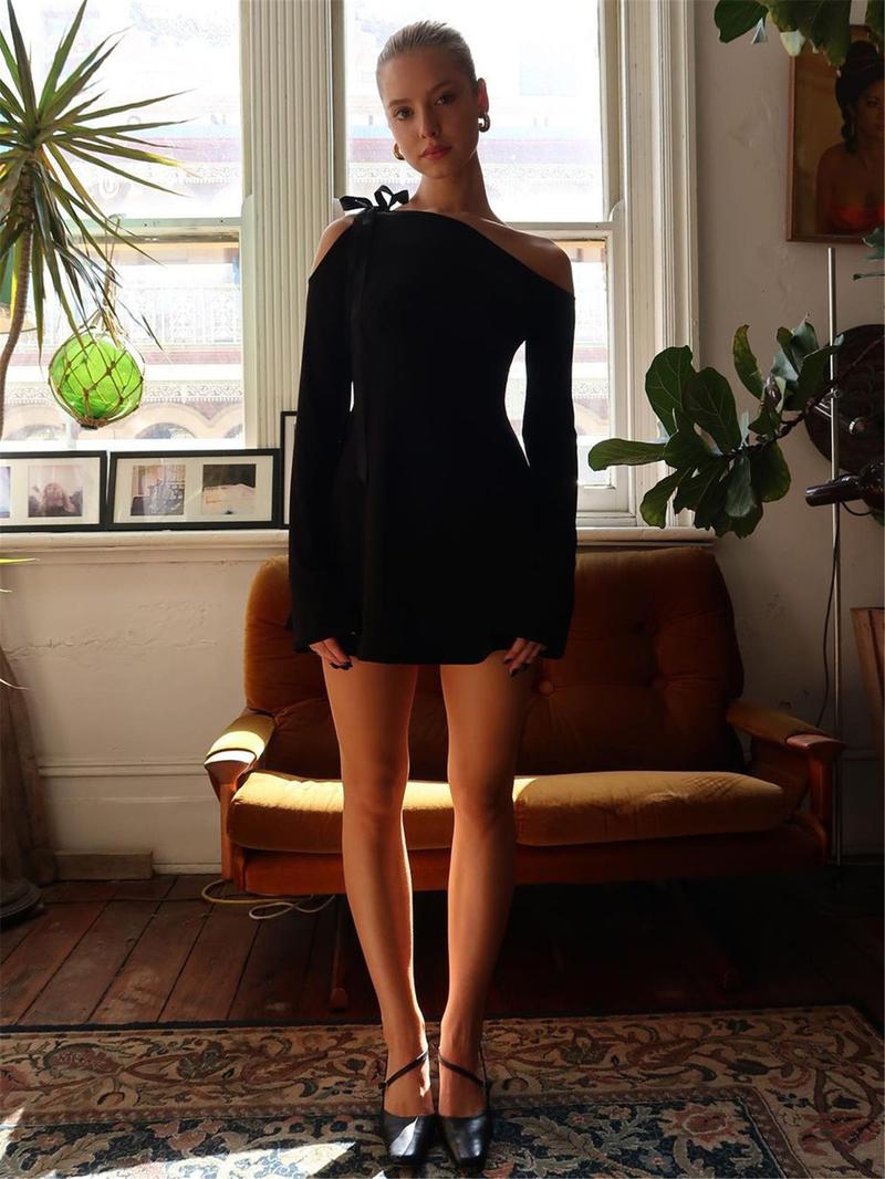 Women's Plain Cut Out Asymmetrical Neck Tie Front Dress, Elegant Long Sleeve Short Dress for Party Holiday, Ladies Fall Clothes, Fall Outfits, Fallfreshness Valentine's Day, gift, Womenswear