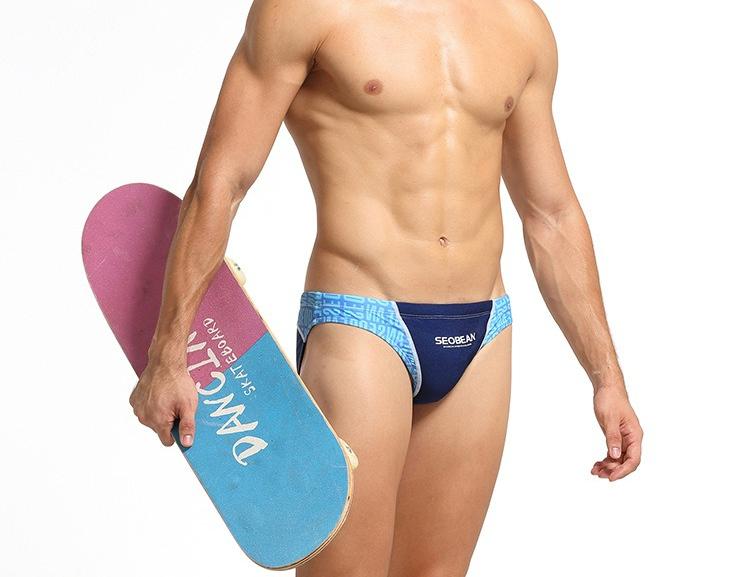 Summer New Triangle Swimming Trunks for Men Color Matching Design Comfortable Fit Swimwear with Vibrant Colors