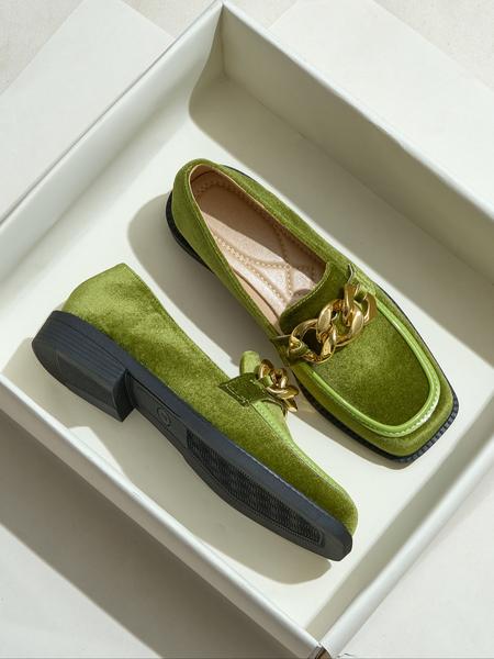 Women's Velvet Thick Sole Flat Square Toe Loafers, Retro Style Fall Fashion Shoes, Comfortable Slip-On Design for Daily Wear