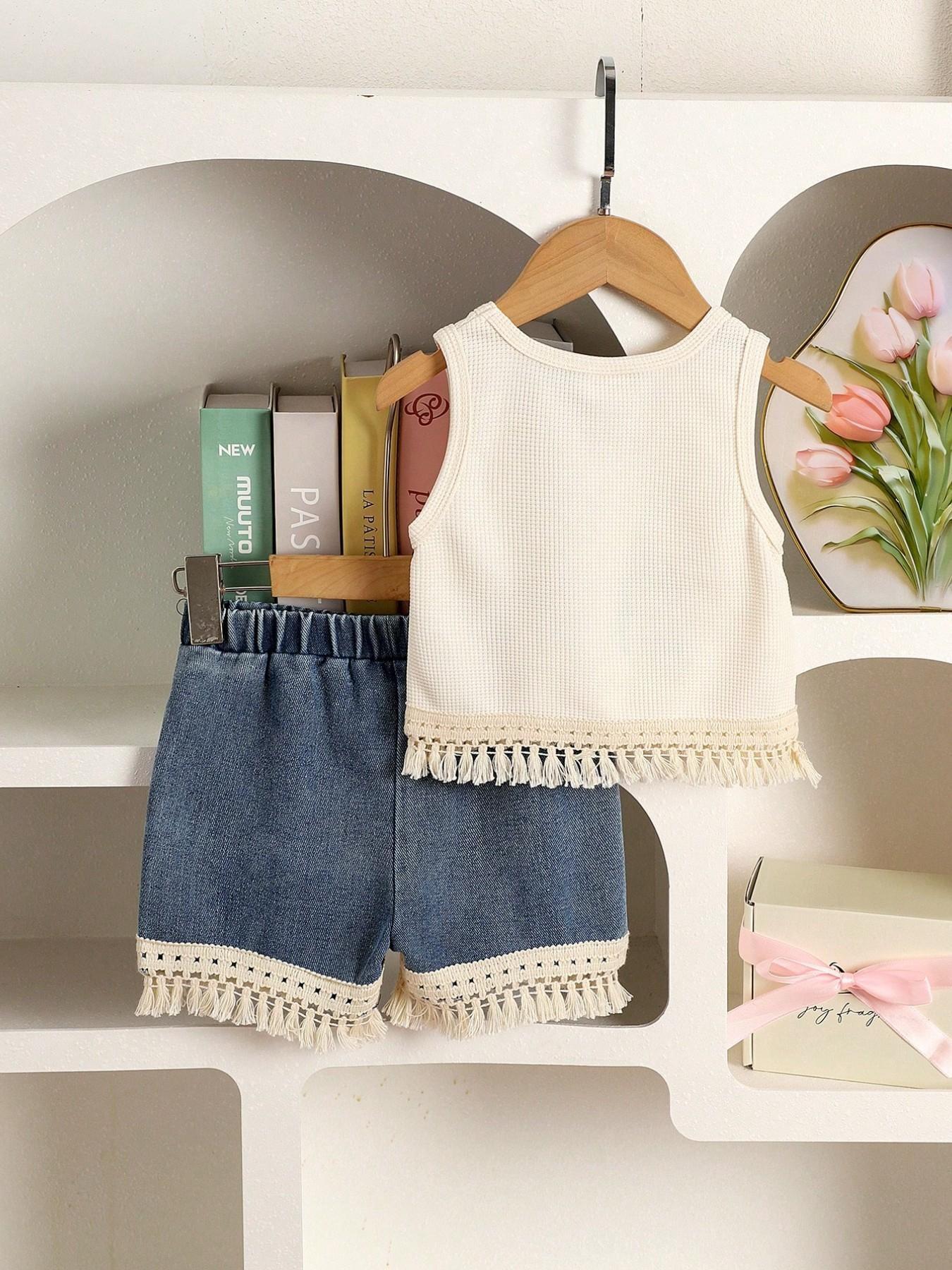 Boho Style Baby Girl 2-Piece Set, Floral Fringe Vest and Denim Shorts, Casual Summer, Trendy Kids Fashion