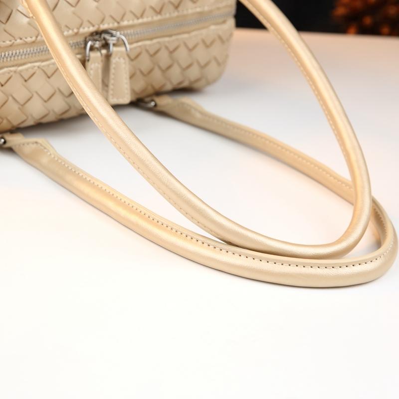 Elegant Woven Boston Bag for Women, Vintage Handbag Pillow Design, Unique Shoulder Crossbody Bag, Stylish and Versatile Accessory