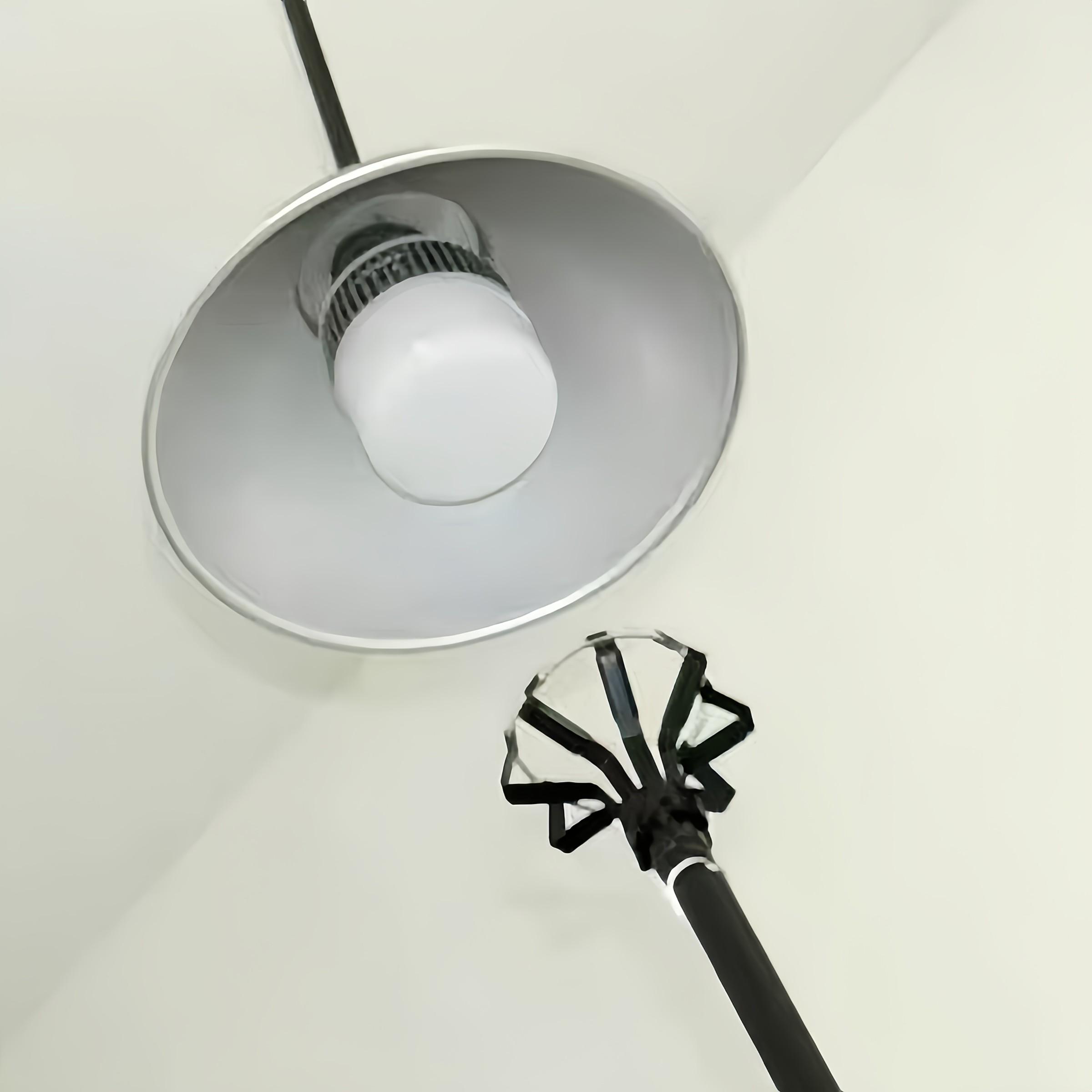 Adjustable Height Light Bulb Replacement Tool, Easy Installation & Removal Design, Ideal for Home Use, Durable Construction