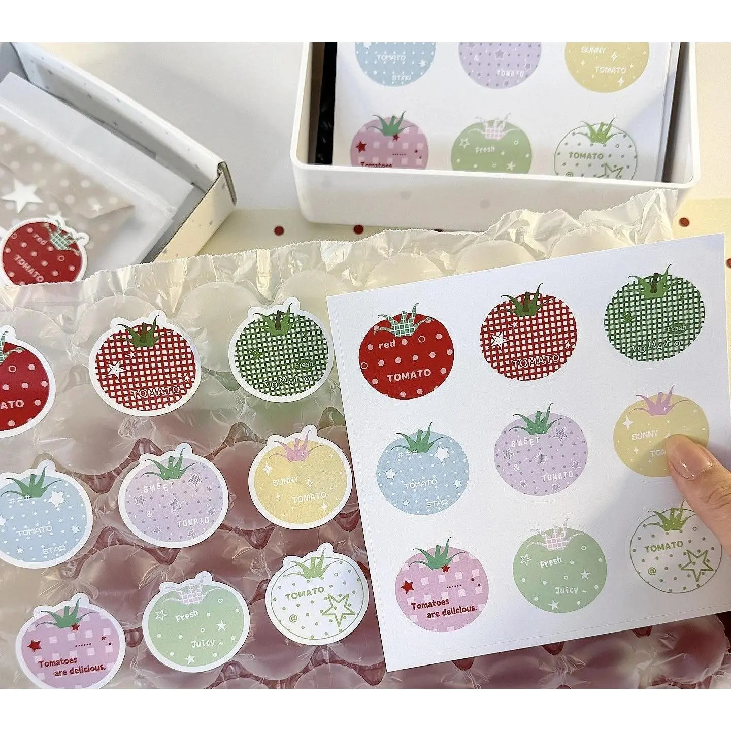 10sheet Korean Tomato Round Stickers for Journal DIY DecorationCircle Seal Decals for Photocard Gift Wrapping Cute Sticker Pack