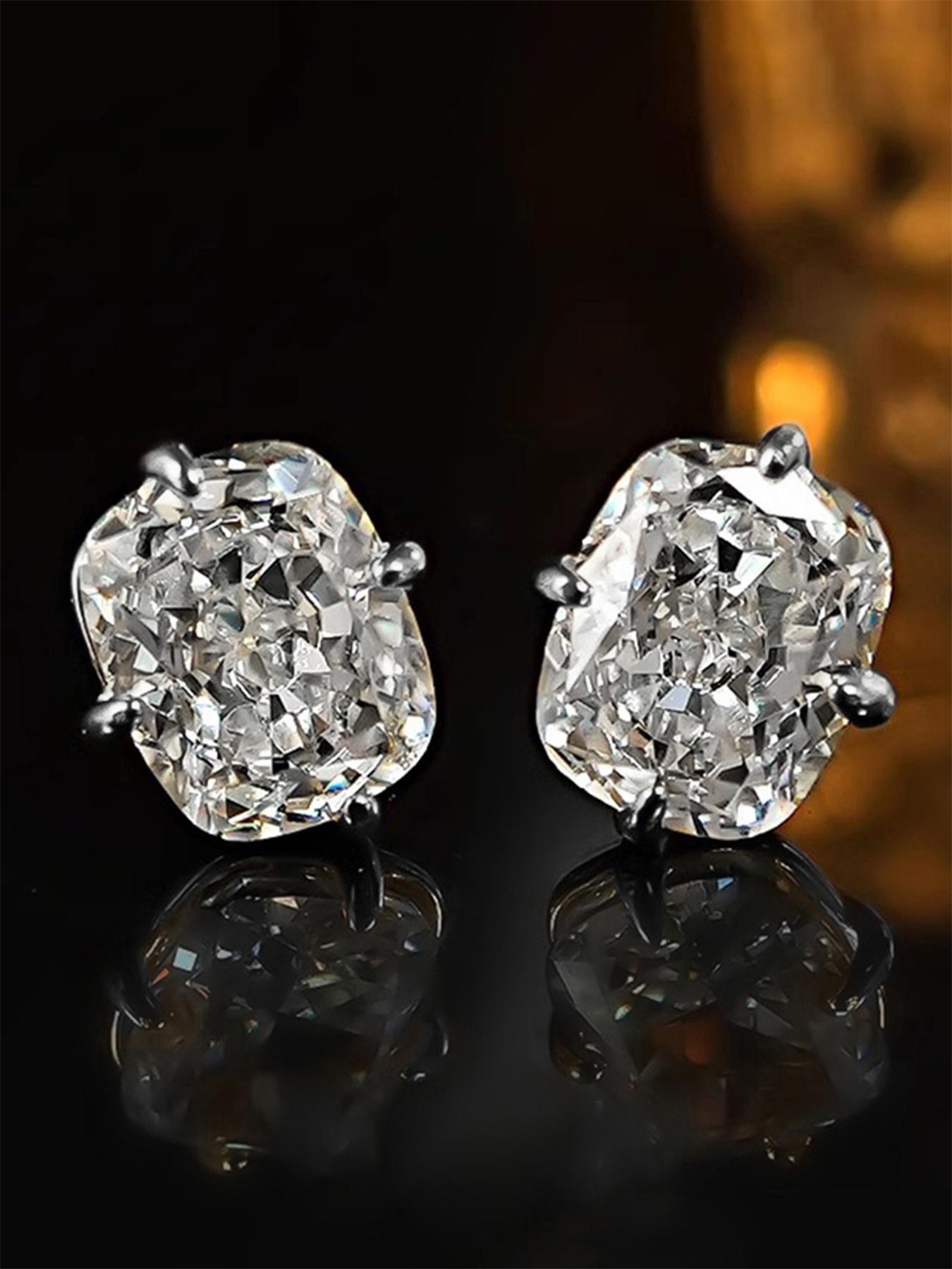 1 Pair Romantic Cubic Zirconia Stud Earrings For Women For Party Engagement Anniversary Jewelry Valentine's Day Gift Solitaire Earrings