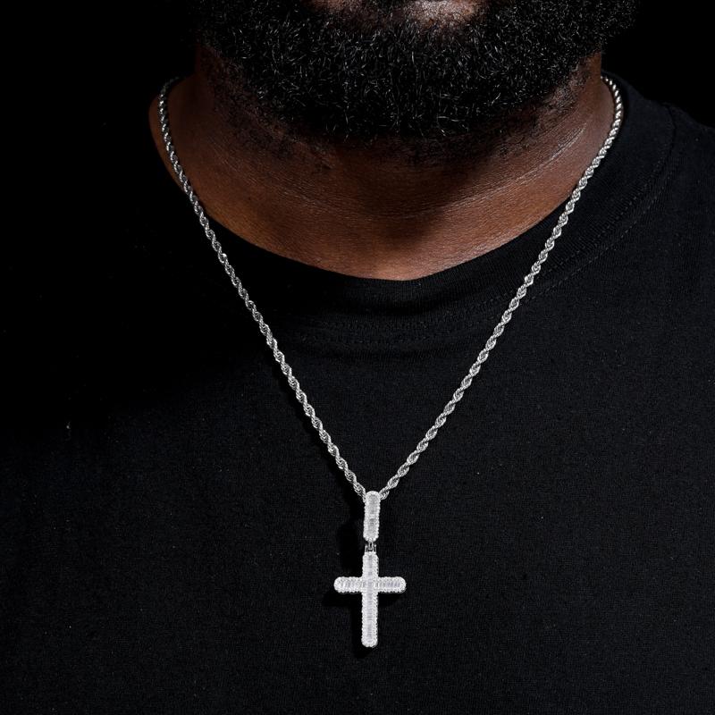 【#P557】UCCIYO 18K Gold-Plated Cross Pendant with Lab-Grown Moissanite S925 Sterling Silver Moissanite Pendant Necklace for Women Men Hip Hop Jewelry Gift