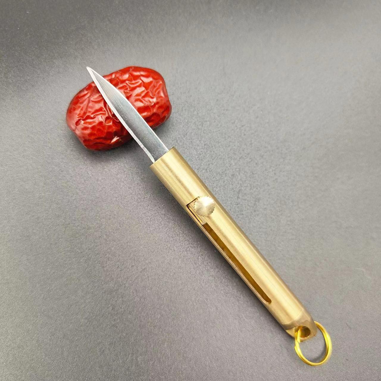 Mini Brass Push-Pull Knife Keychain, Sharp Camping Hiking Outdoor Fishing Tool, Daily Carry Pocket Knife, Durable & Portable Design, Outdoor Camping Knives