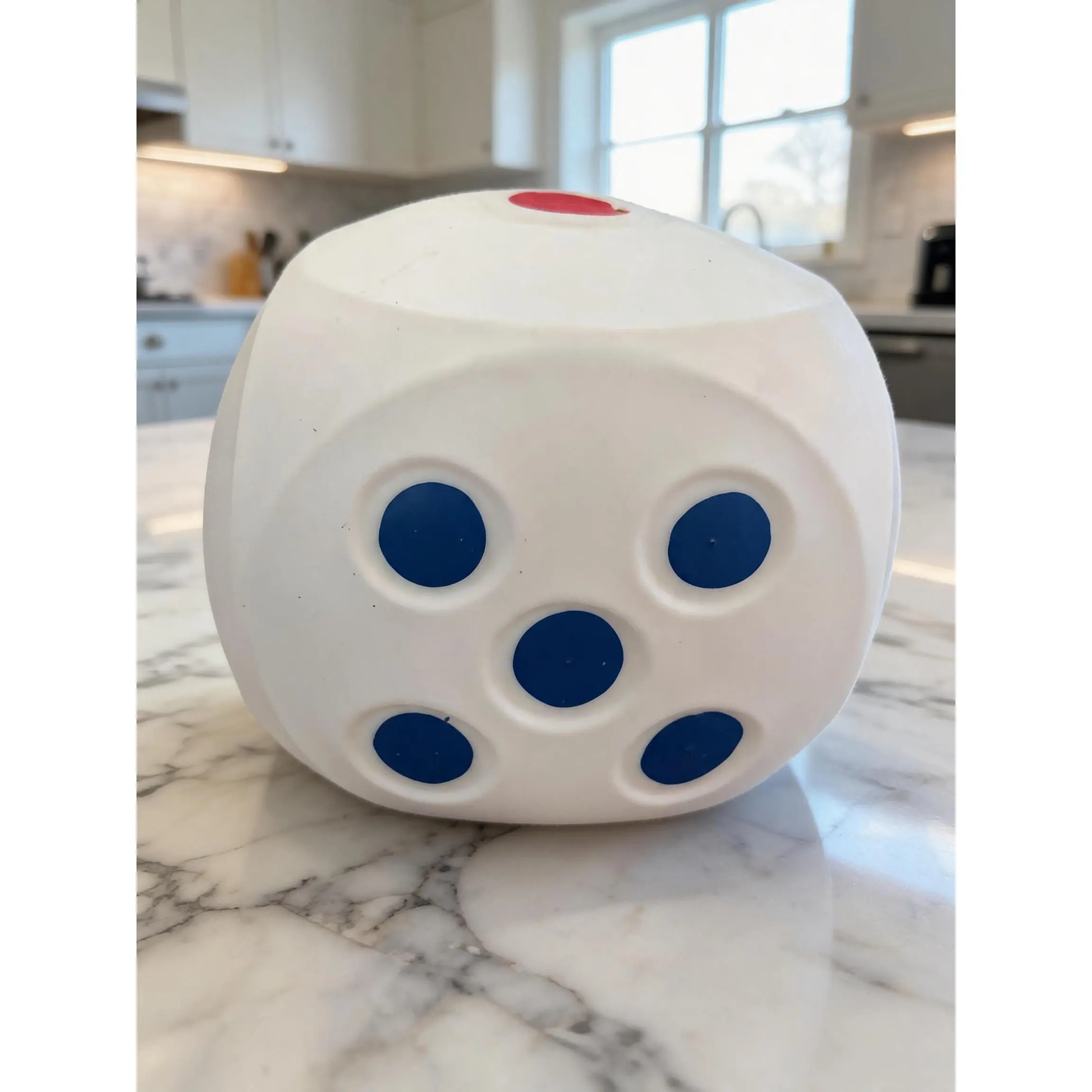 Big Dice Squishy Slow Rising Toy, Soft Squeeze Stress Relief Fidget Toy, Kawaii Giant Dice Squishy for Decoration & Gift
