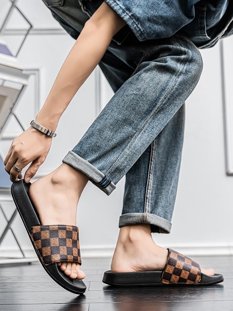 Men's Checkered Pattern EVA Slides, Casual Comfortable Non-slip Slippers, Open Toe Shoes for Indoor Outdoor Beach Shower