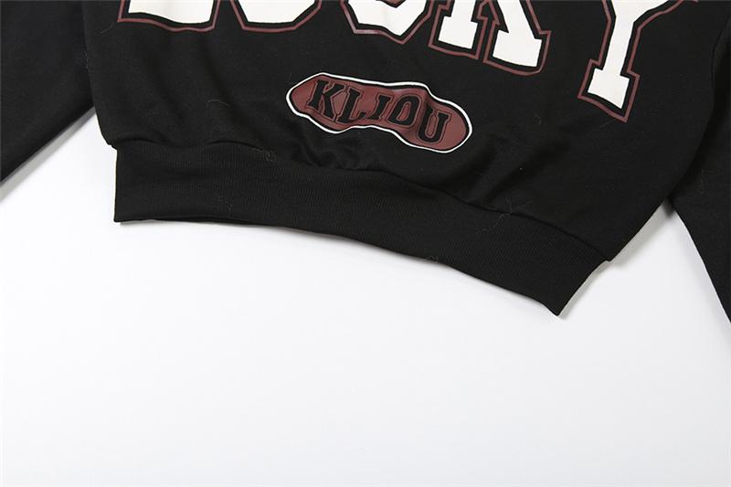 DOUCIU  Trendy Personality High Street Cool Hip-Hop Casual Streetwear Versatile Womenswear Women'S Letter Printing Cross-Shoulder Long Sleeves Short Crop-top T-Shirt