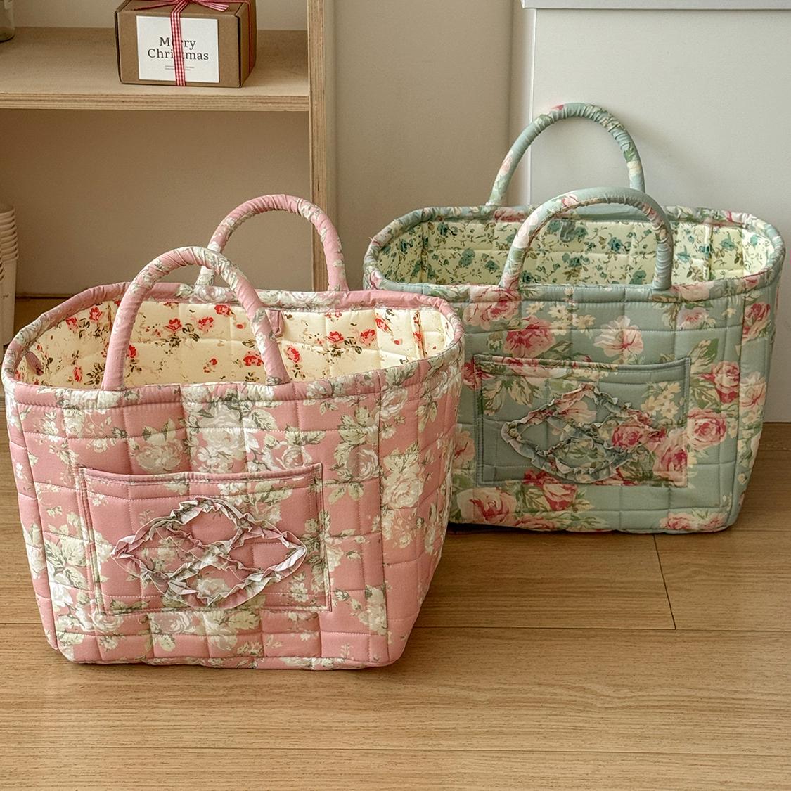 Large Flower Series Retro Floral Quilted Storage Basket, Foldable Fabric Handheld Basket, Home Organizer for Clothes and Toys, Space-Saving Spliced Retro Floral Storage Bin, Foldable Organizer for Storing Clothes, Towels, Toys, Travel and Picnic Supplies