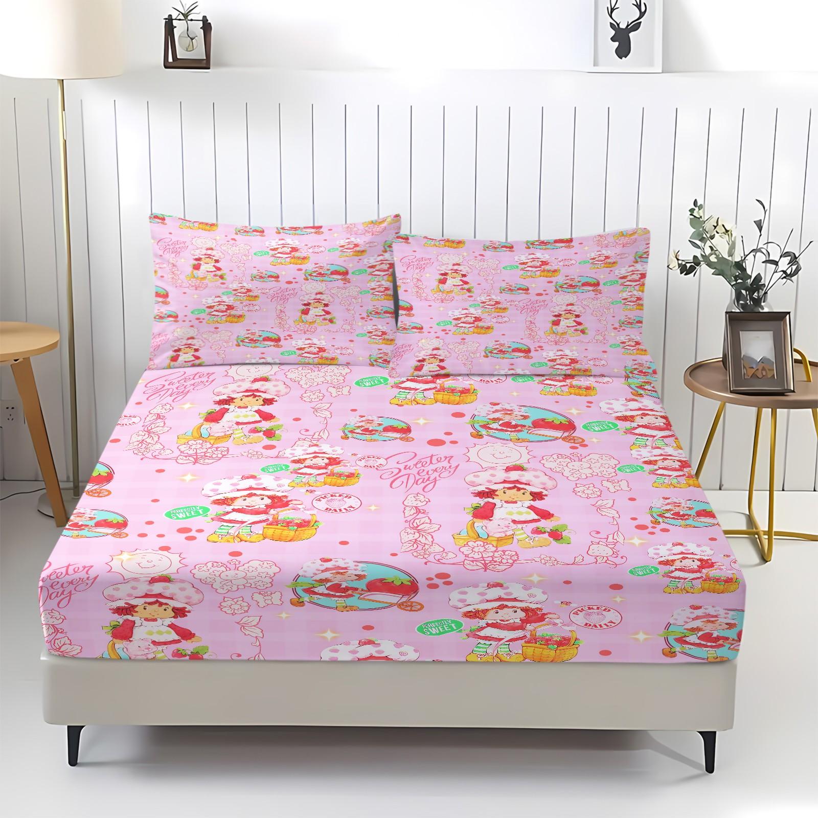 Strawberry Shortcake Gingham Fitted Sheet Set, 1 Fitted Sheet + 2 Pillowcases - 3 Pcs Soft Bedding with Deep Pocket, 360° Full Coverage, Wrinkle Free, Cute Strawberry Cartoon Bed Sheets for Girls, Full Size