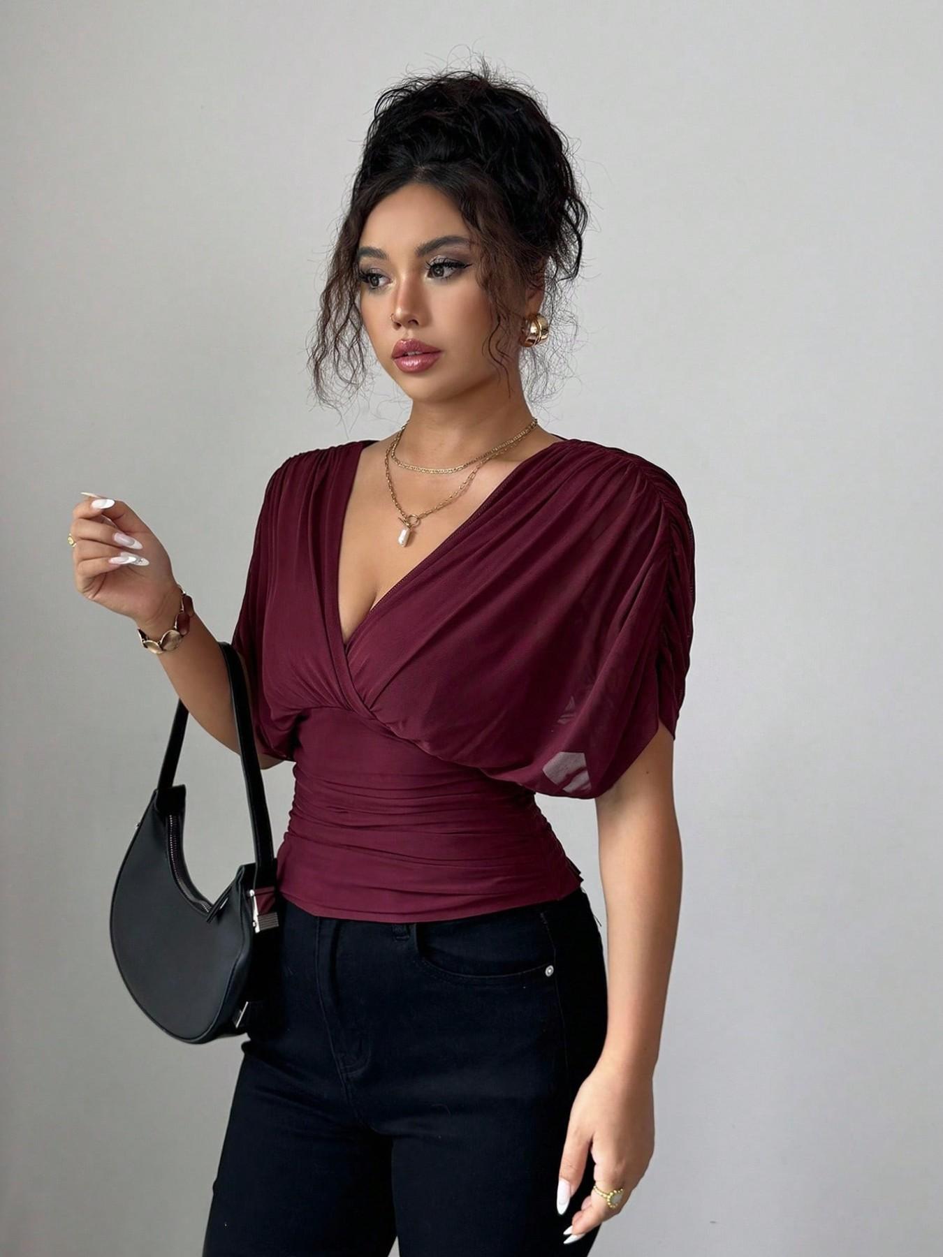 Women's V Neck Ruched Slim Fit Solid Color Blouse, Summer Short Sleeve Fitted Top, Casual Fashion Shirt for Women, Womenswear Women's V Neck Ruched Slim Fit Solid Color Blouse, Summer Short Sleeve Fitted Top, Casual Fashion Shirt for Women, Womenswear