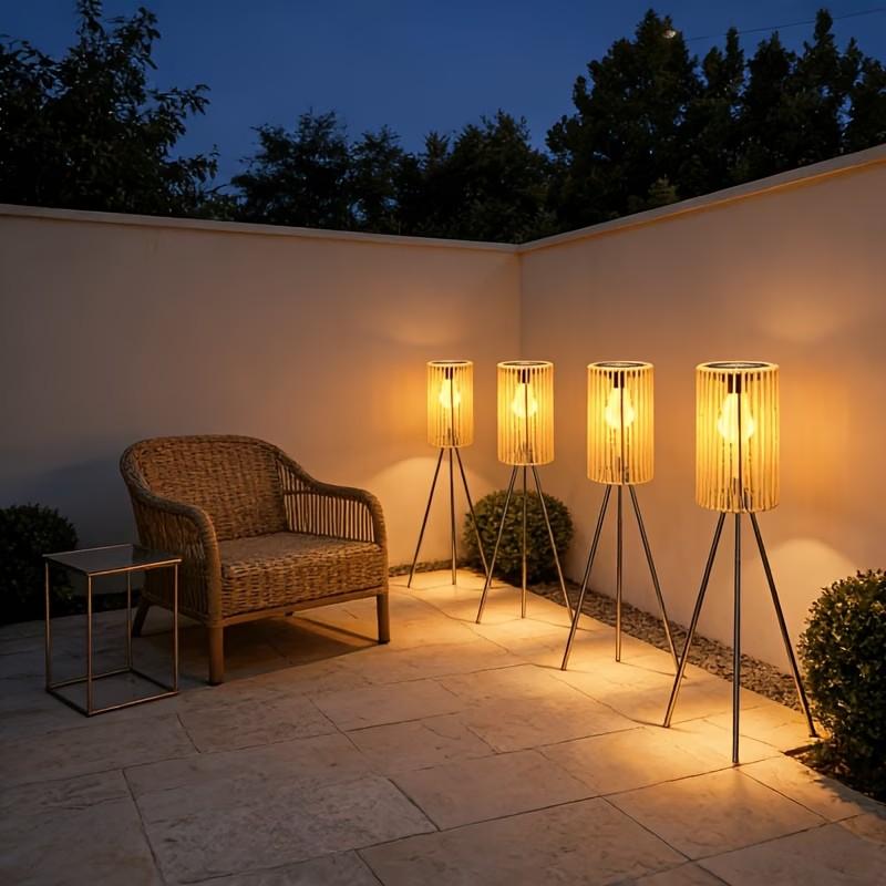 Solar-Powered Outdoor Floor Lamp Handcrafted Wicker Lantern Wrought Iron Tripod Lantern Housewarming Gift Rustic Indoor/Outdoor Decorative Lamp Garden Camping Party Atmosphere Light Light Source Sensor