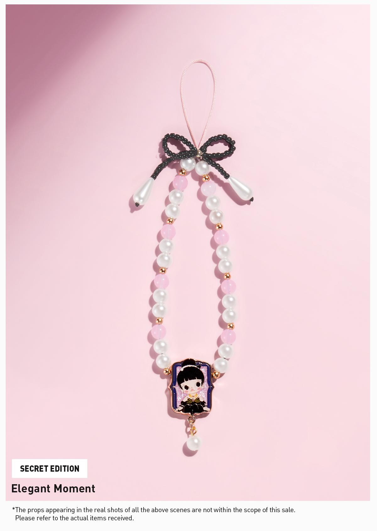 POP MART MOLLY Daily Look Series-Phone Charm Blind Box, Mystery Box